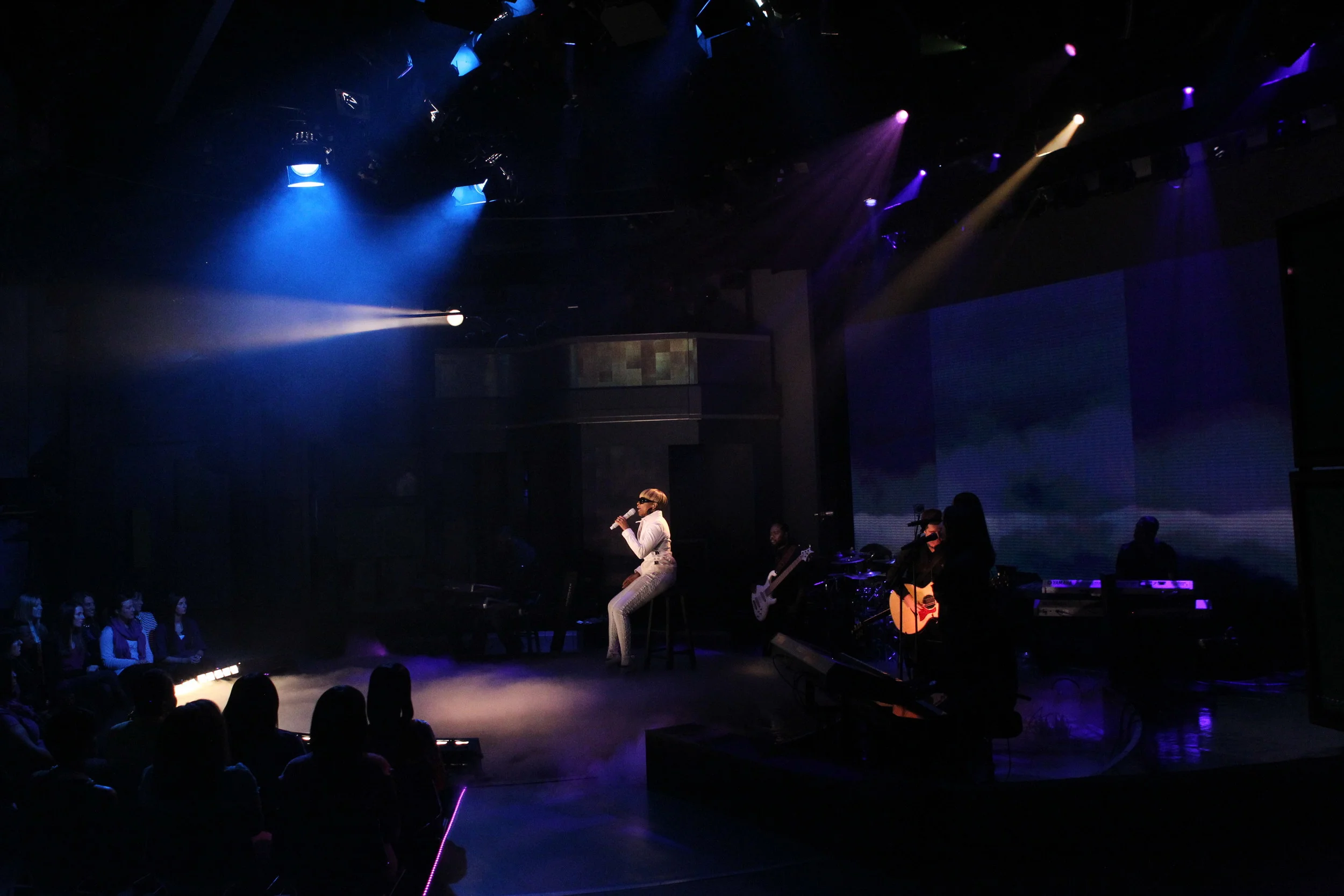 0411B10EP - Superstar Mary J. Blige and Malaak Rock 2.jpg