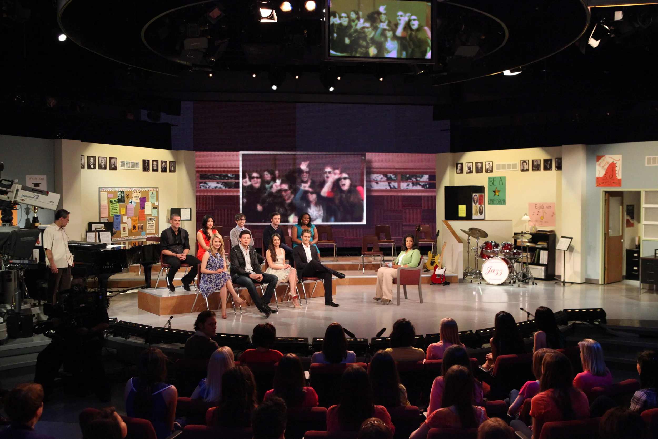 0403A10JK - TV's Most Talked About Show The Cast Of Glee 1.JPG