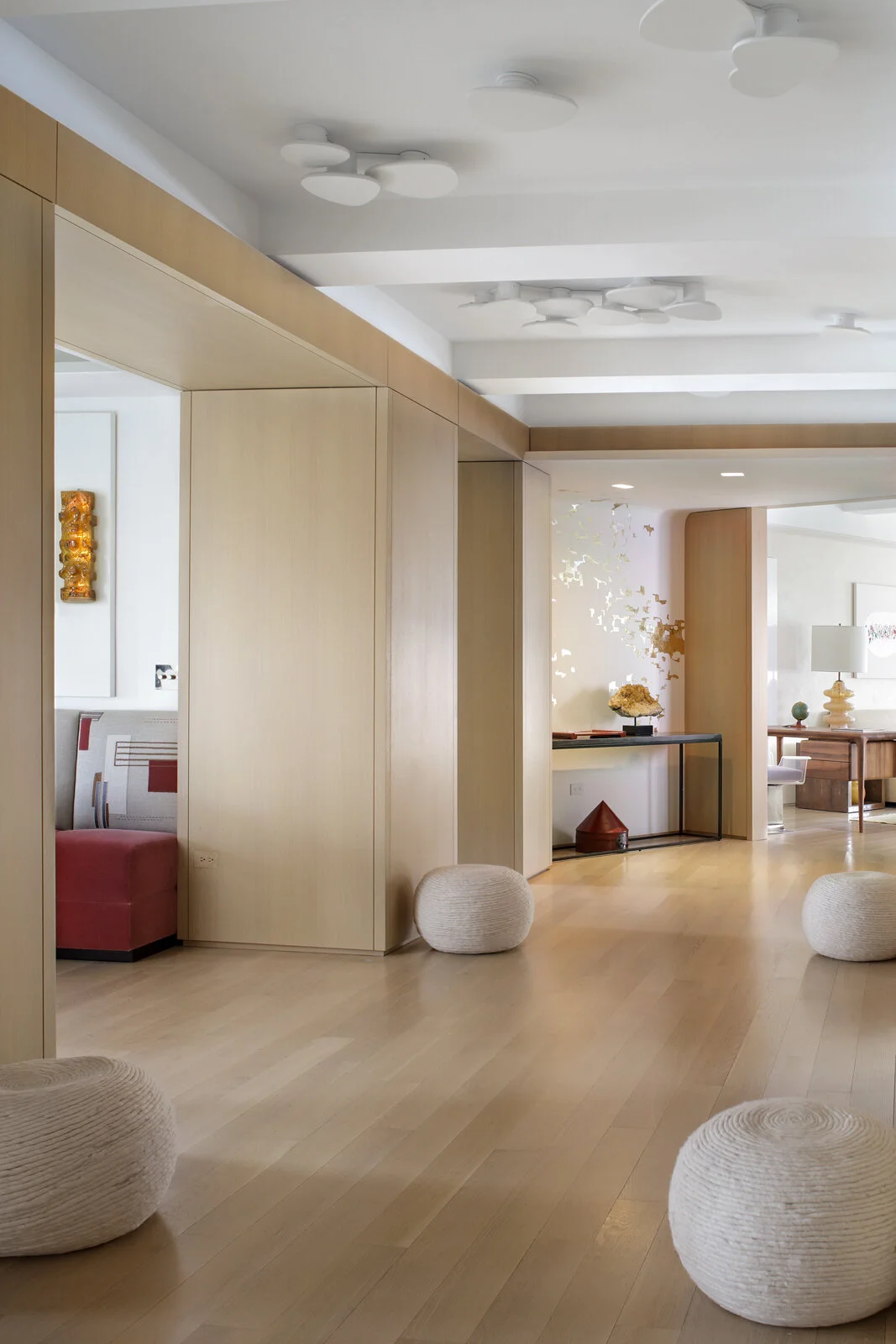8DineenRSdHallwayToFamily_327-2.jpg