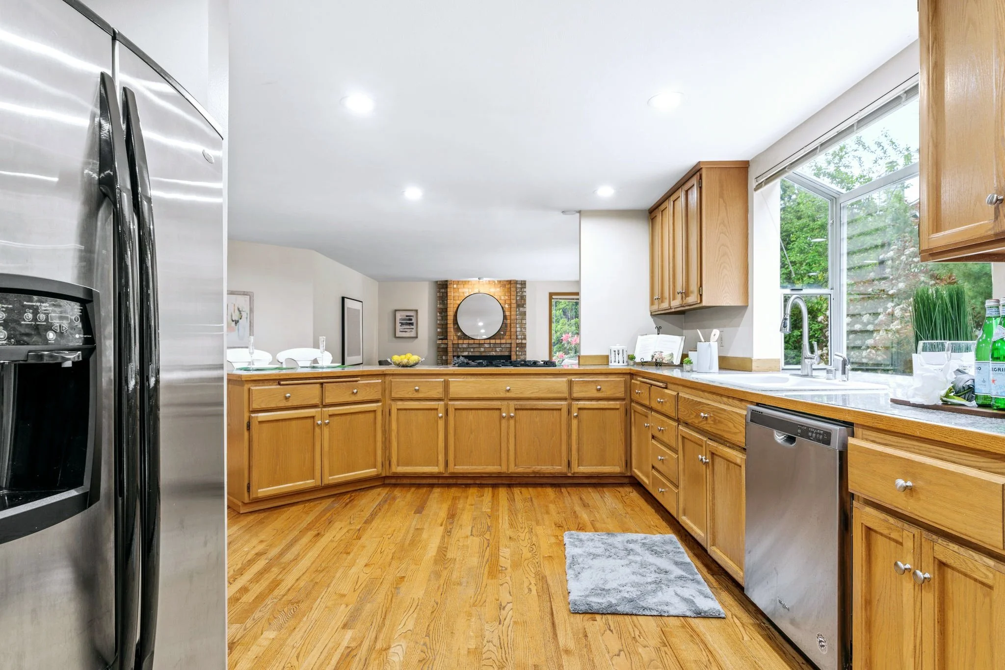 13-web-or-mls-16019-29th-dr-se.jpeg