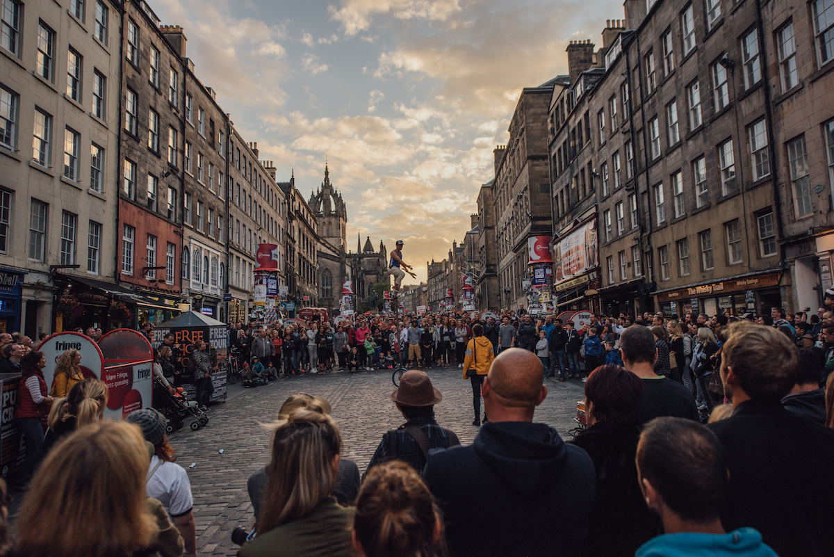 Street_performance_at_the_Fringe_4_(credit_David_Monteith-Hodge)_original copy.jpg