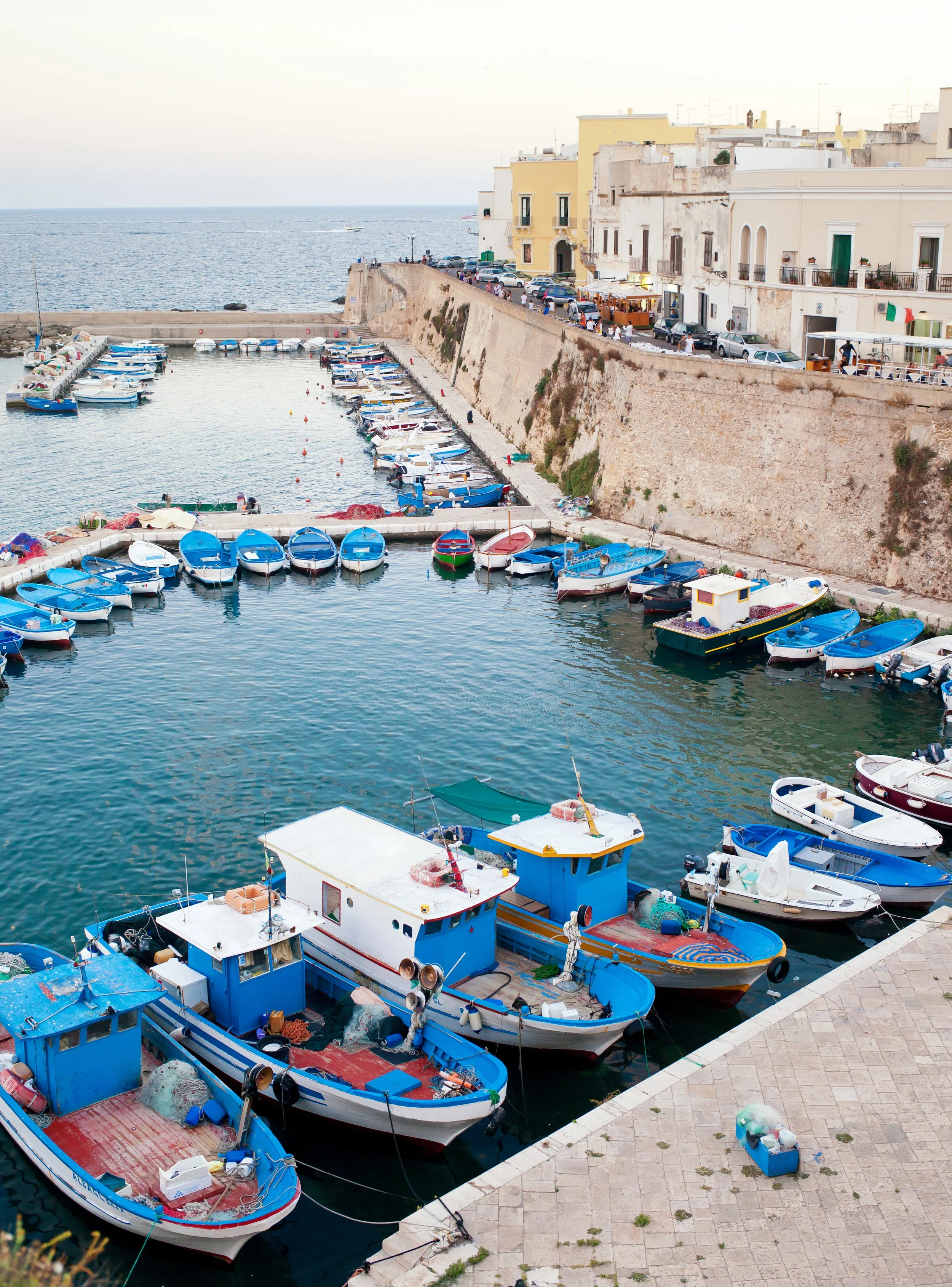 gallipoli-harbor-with-boats.jpg