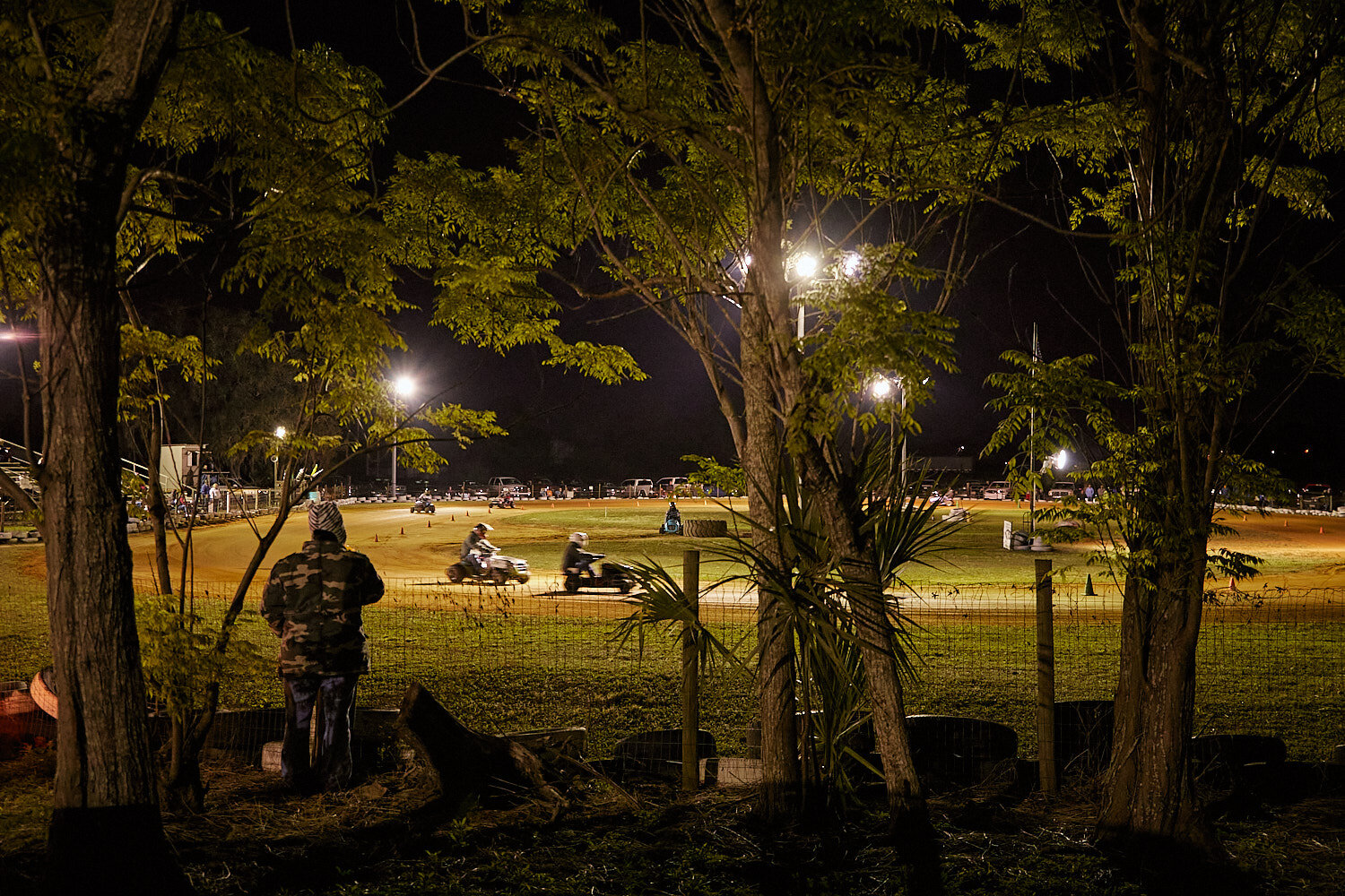 Proofs_FlamingoMag_LawnmowerRacing_Jan2021_MBKoeth_1N3A5865.jpg