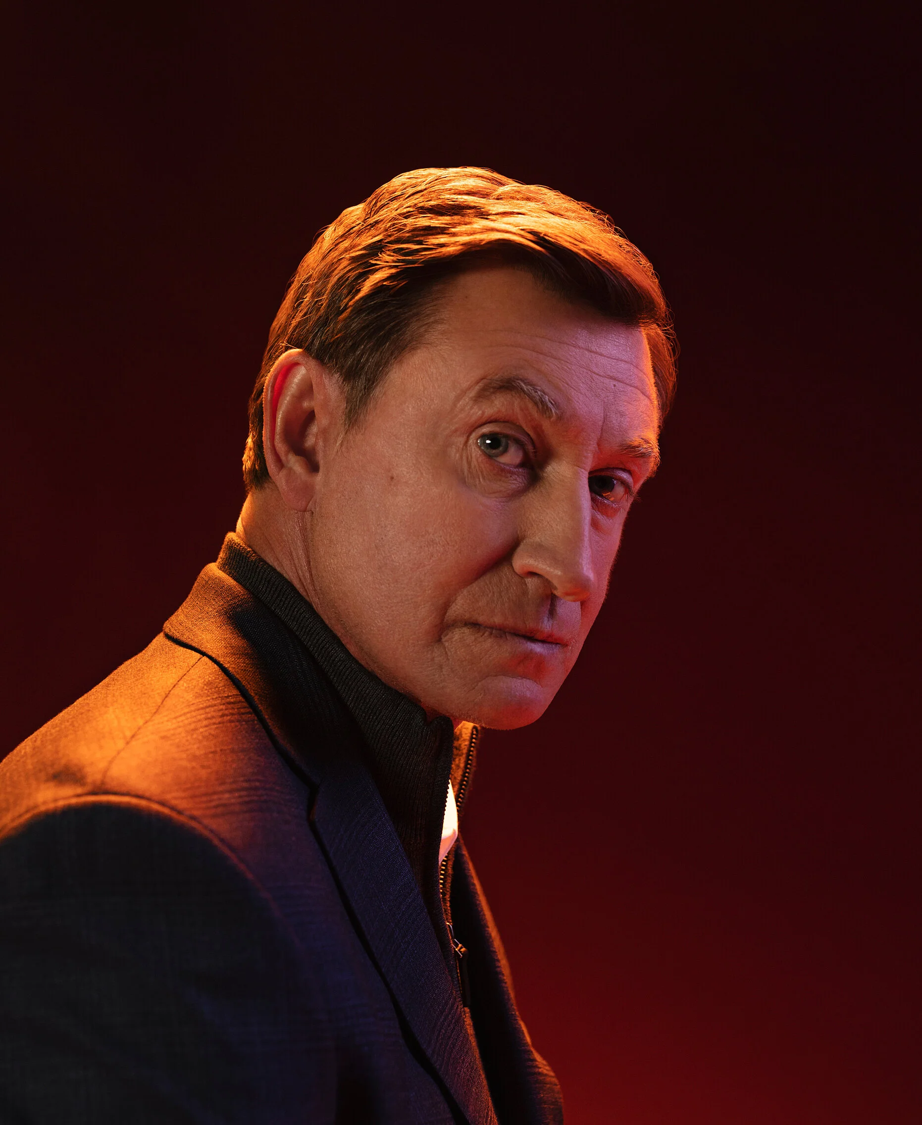 3_MaryBethKoethFinal_WayneGretzky_Masterclass_WG_201202_WG_red1_033-Edit.jpg
