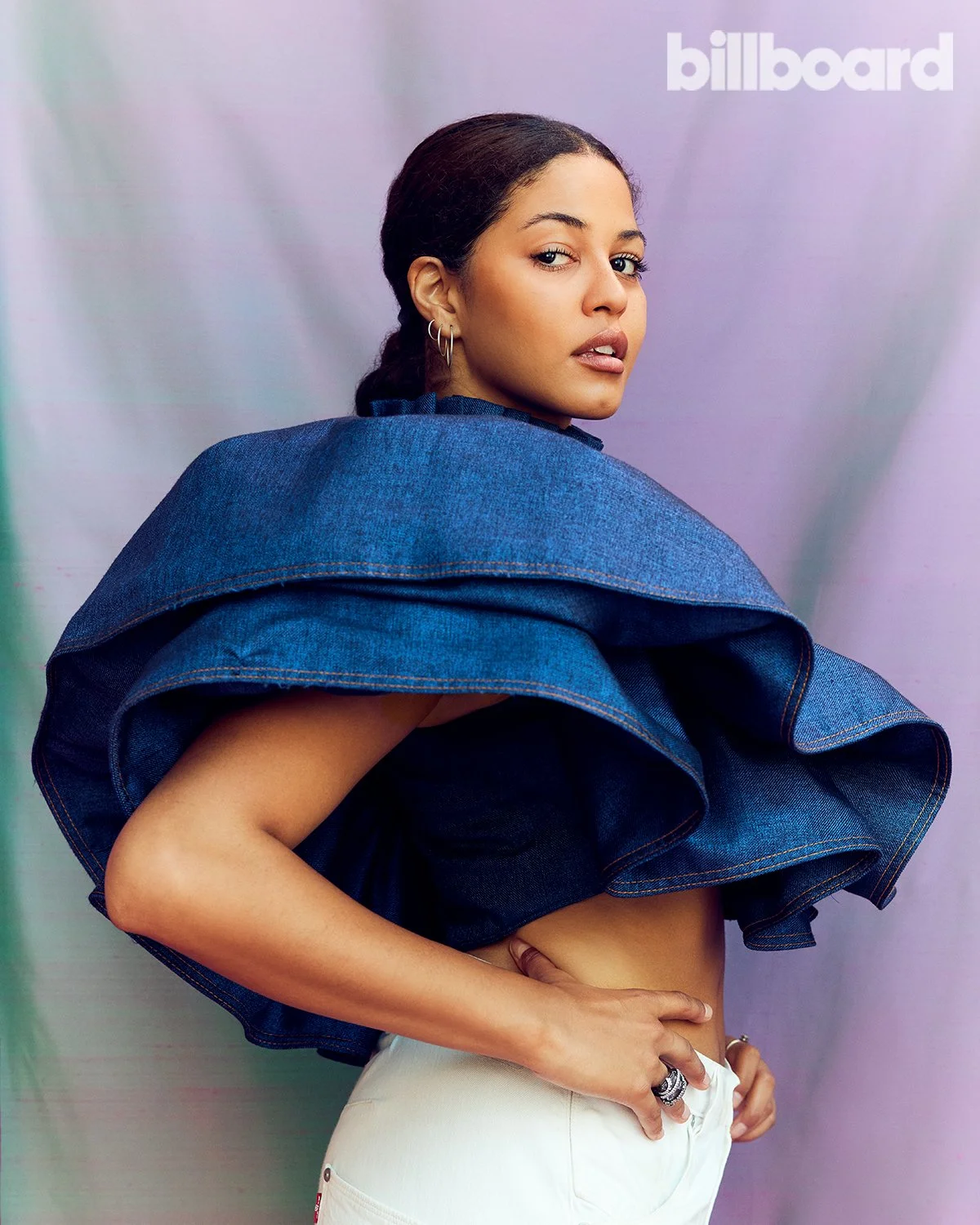 2_feature-latin-music-week-yendry-billboard-2022-bb13-mary-beth-koeth-17.jpg