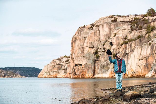 Swedish coastal vibes. 📷 @bearcam