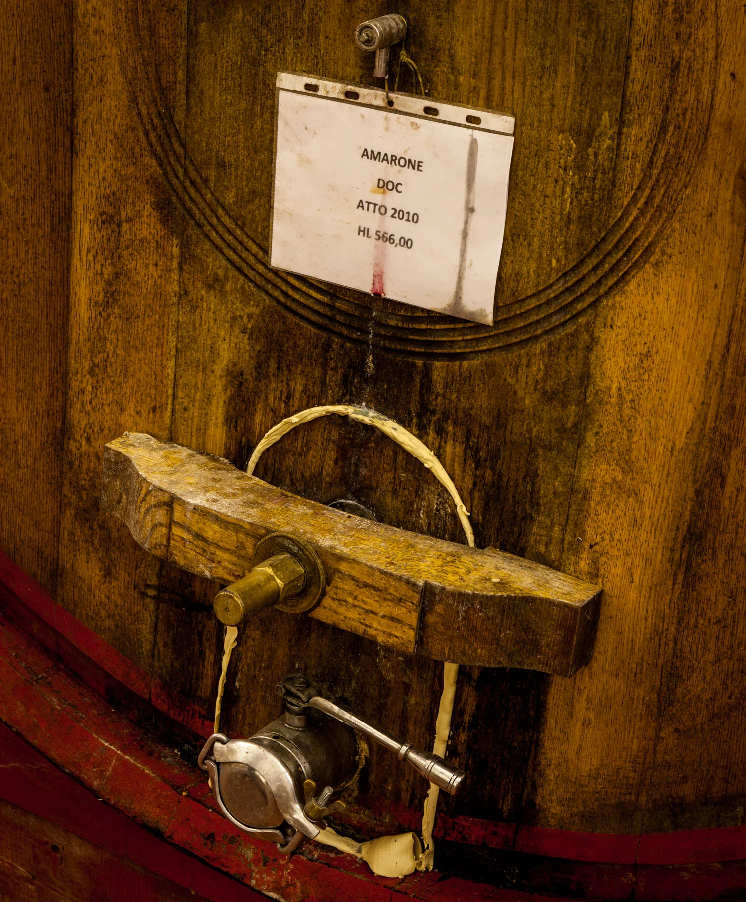 Italy : Veneto : Amarone in cask at Azienda Agricola Brigaldara, San Pietro in Cariano