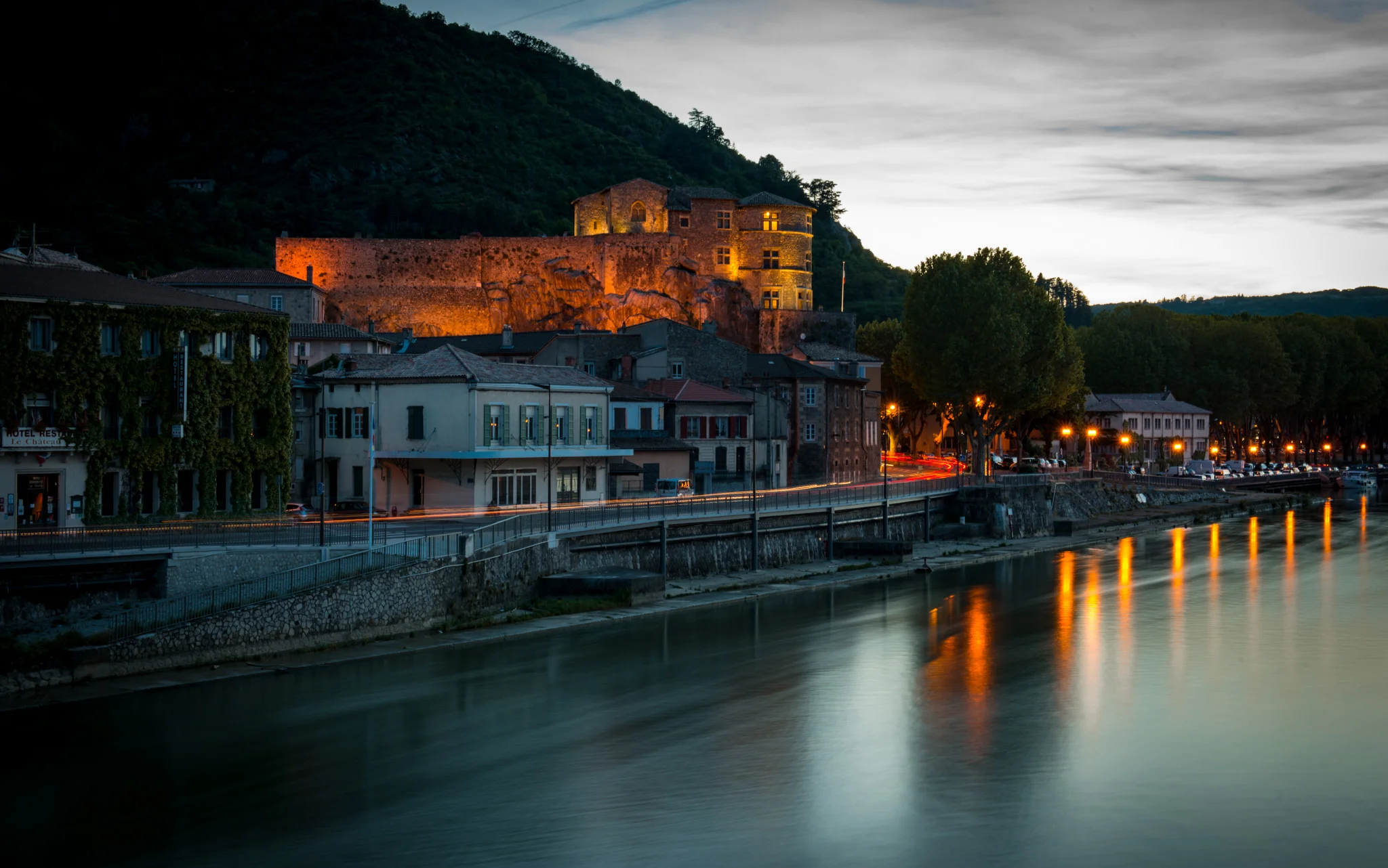 France : Northern Rhone : Tournon-sur-Rhone