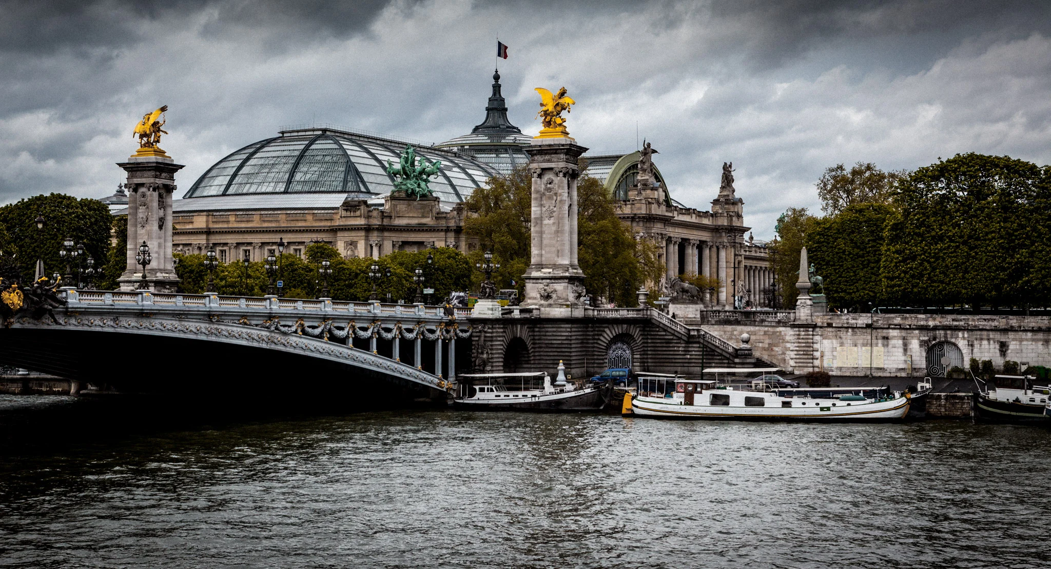France : Paris : Grand Palais and Pont Alexandre III