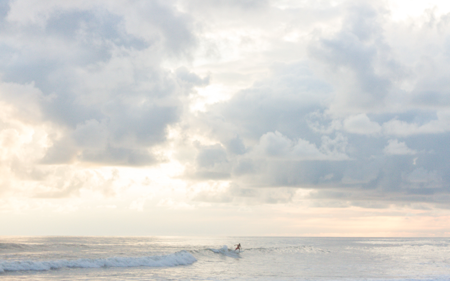 Christian-Schaffer-Costa-Rica-Dominical-Beach-Surf-Wave.jpg