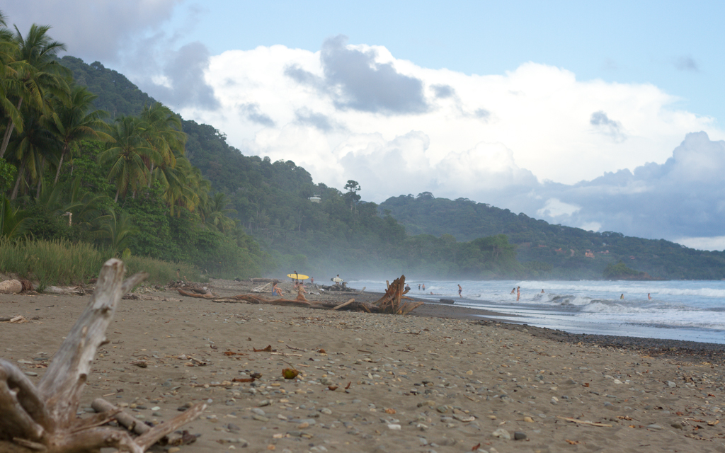 Christian-Schaffer-Costa-Rica-Dominical-Beach-Surf-002.jpg