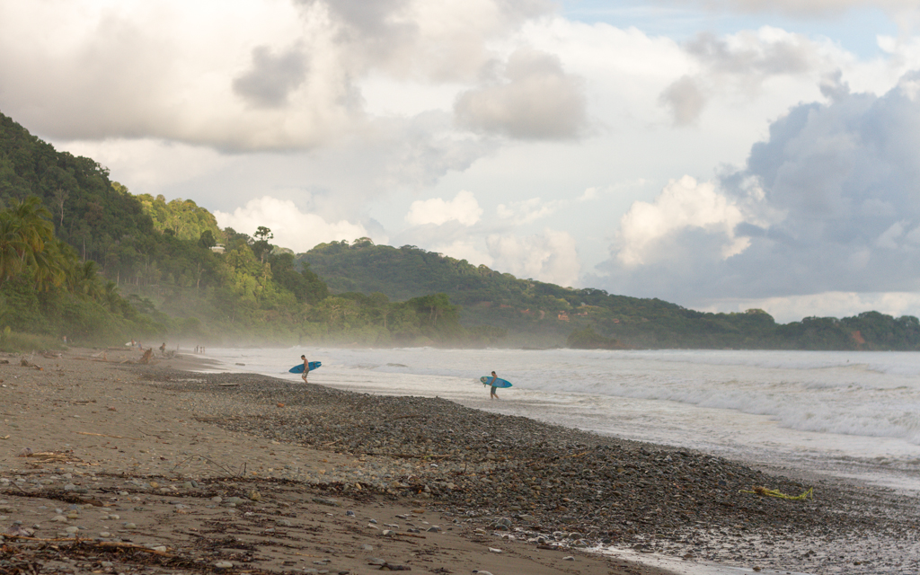 Christian-Schaffer-Costa-Rica-Dominical-Beach-Surf-004.jpg