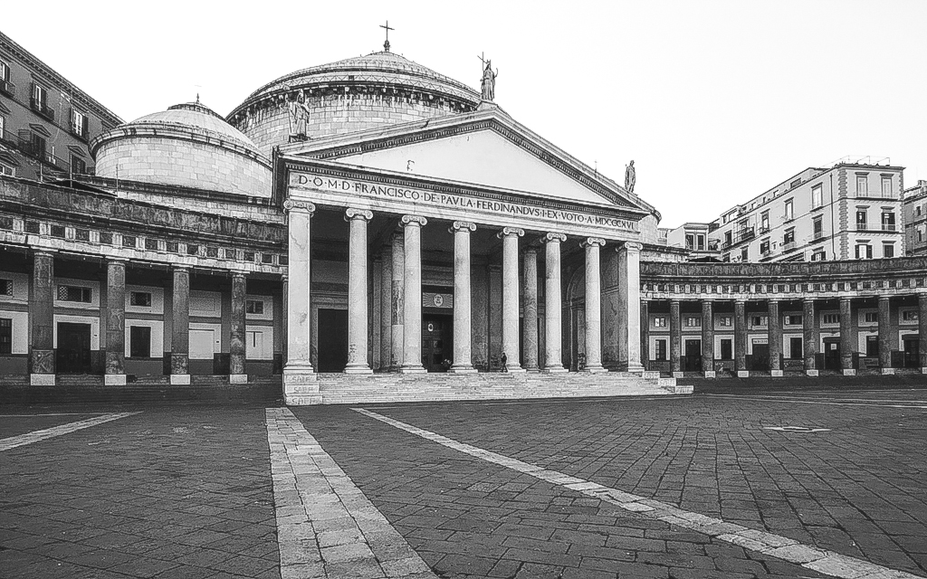 Christian-Schaffer-Italy-Naples-002.jpg