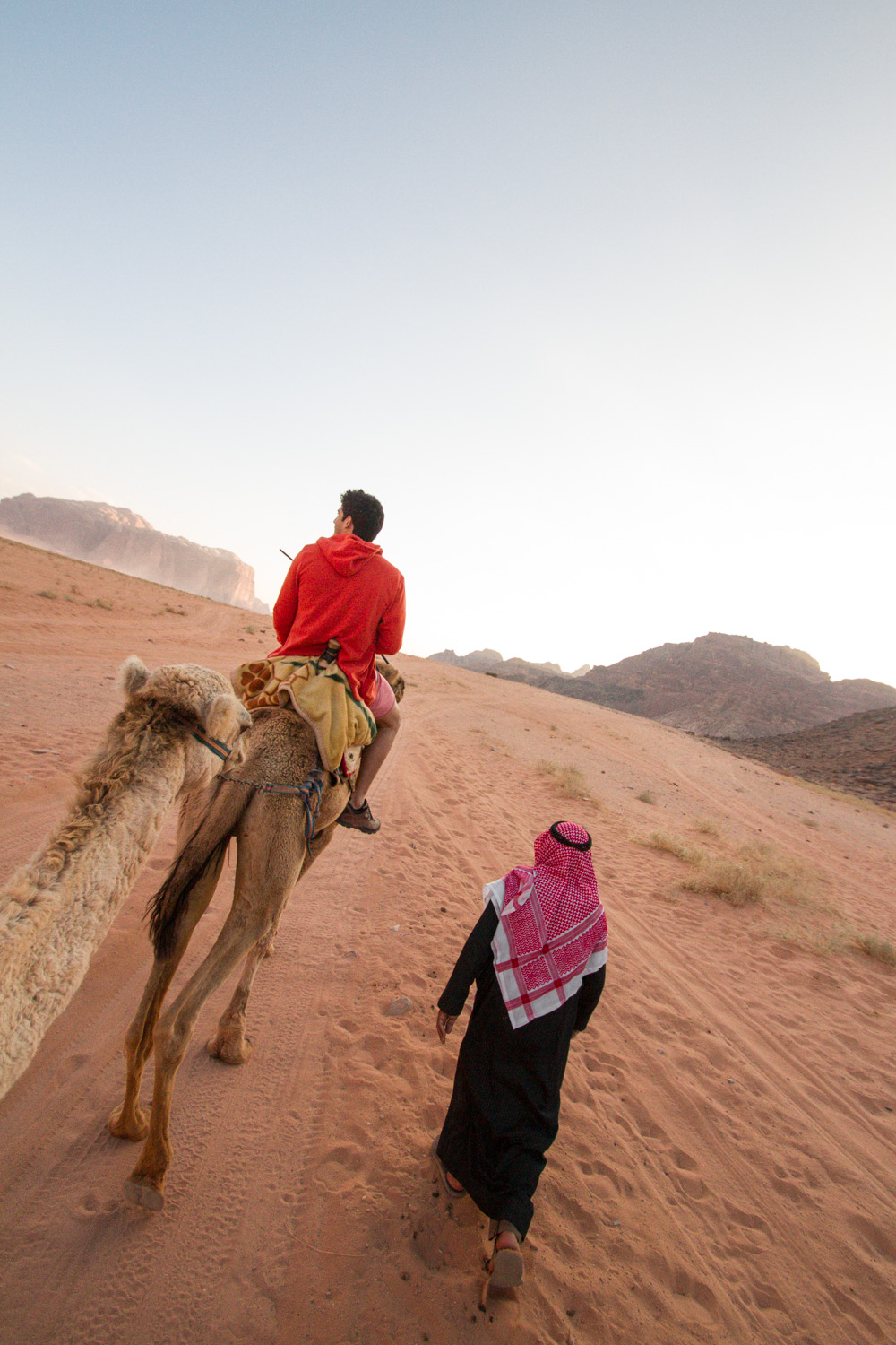 Christian-Schaffer-Jordan-Wadi-Rum-Desert-Camel-001.jpg