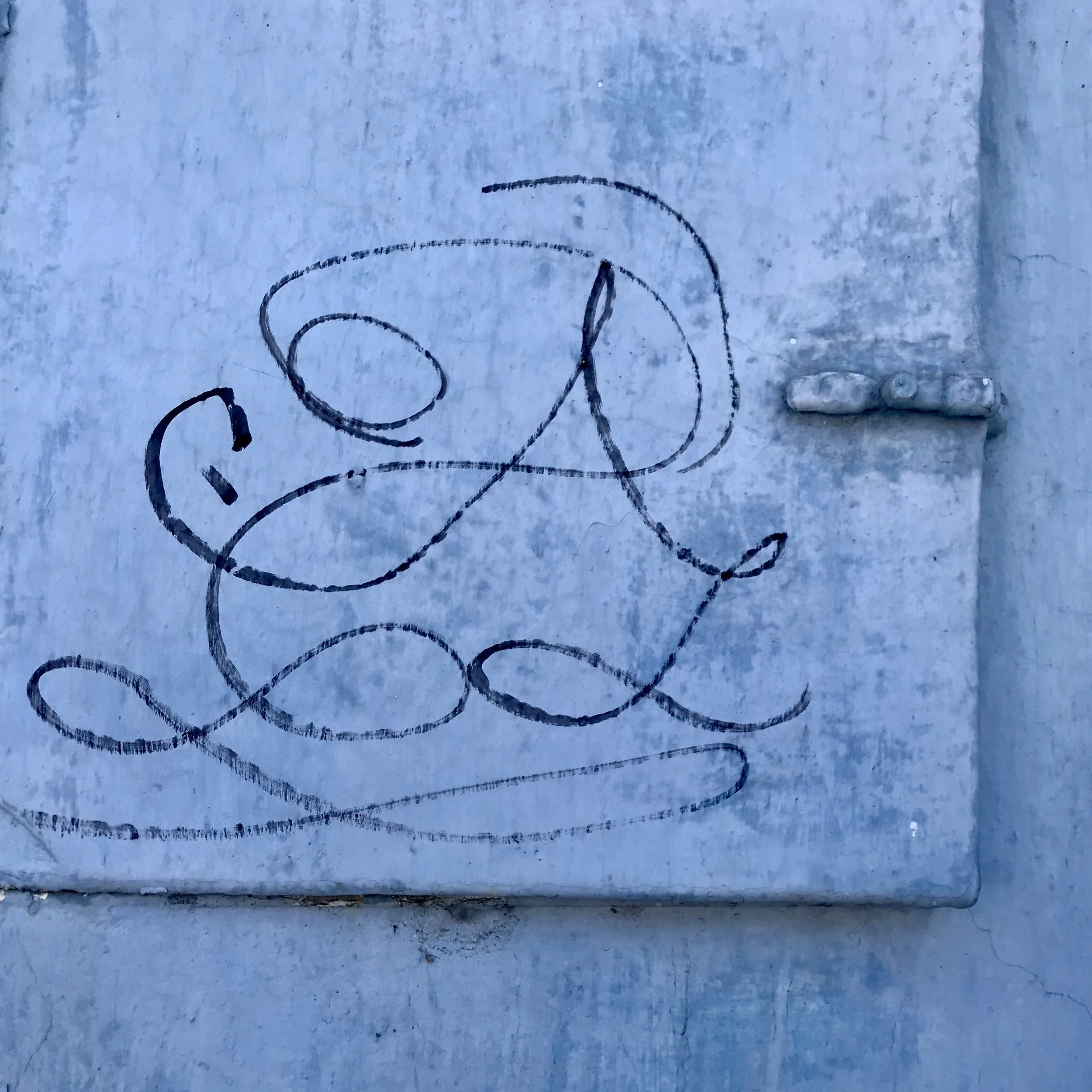 Lovely calligraphic graffiti wall (1)