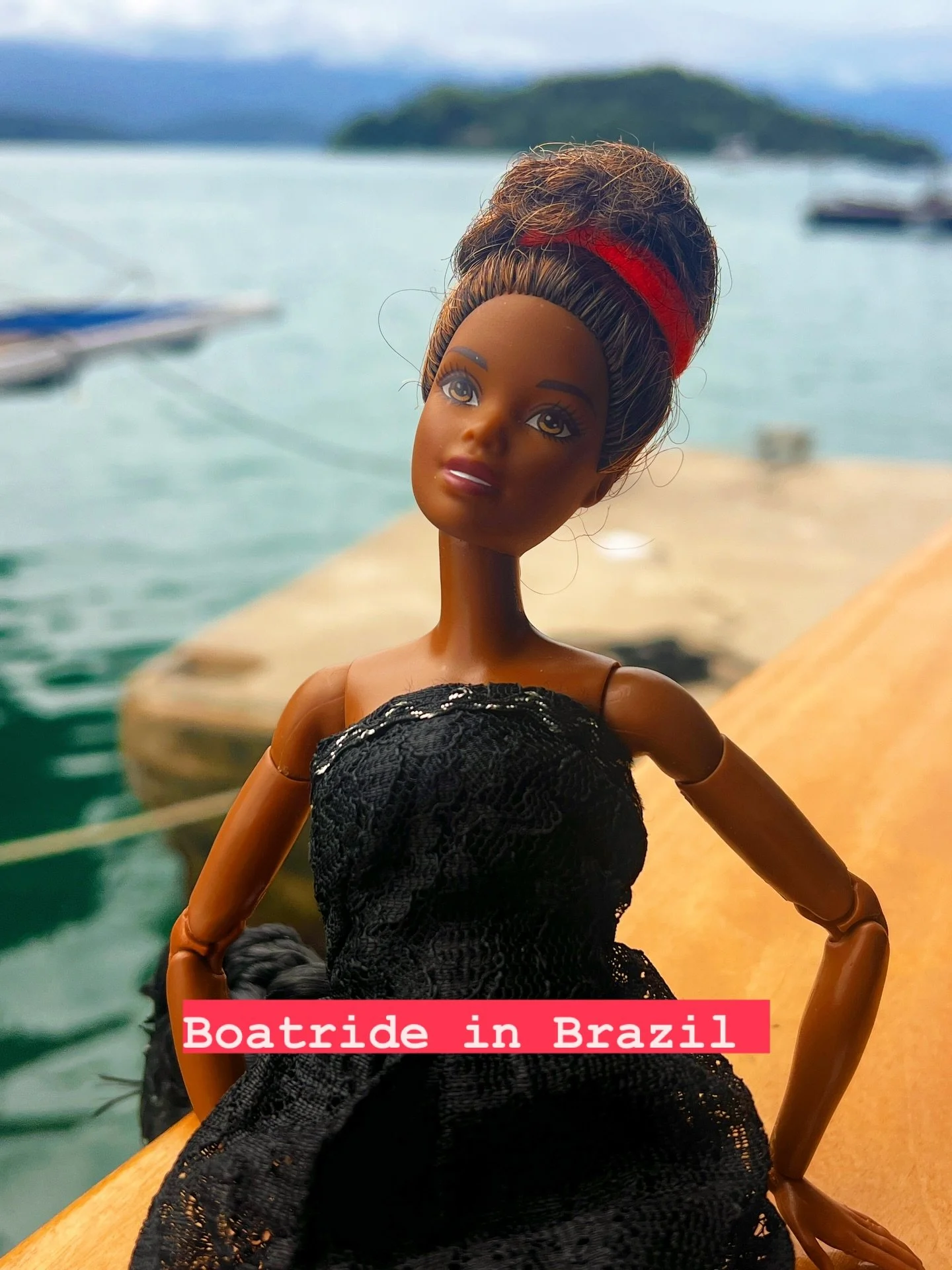 A day on the water.
#brazil #boatride #barbie #travelling