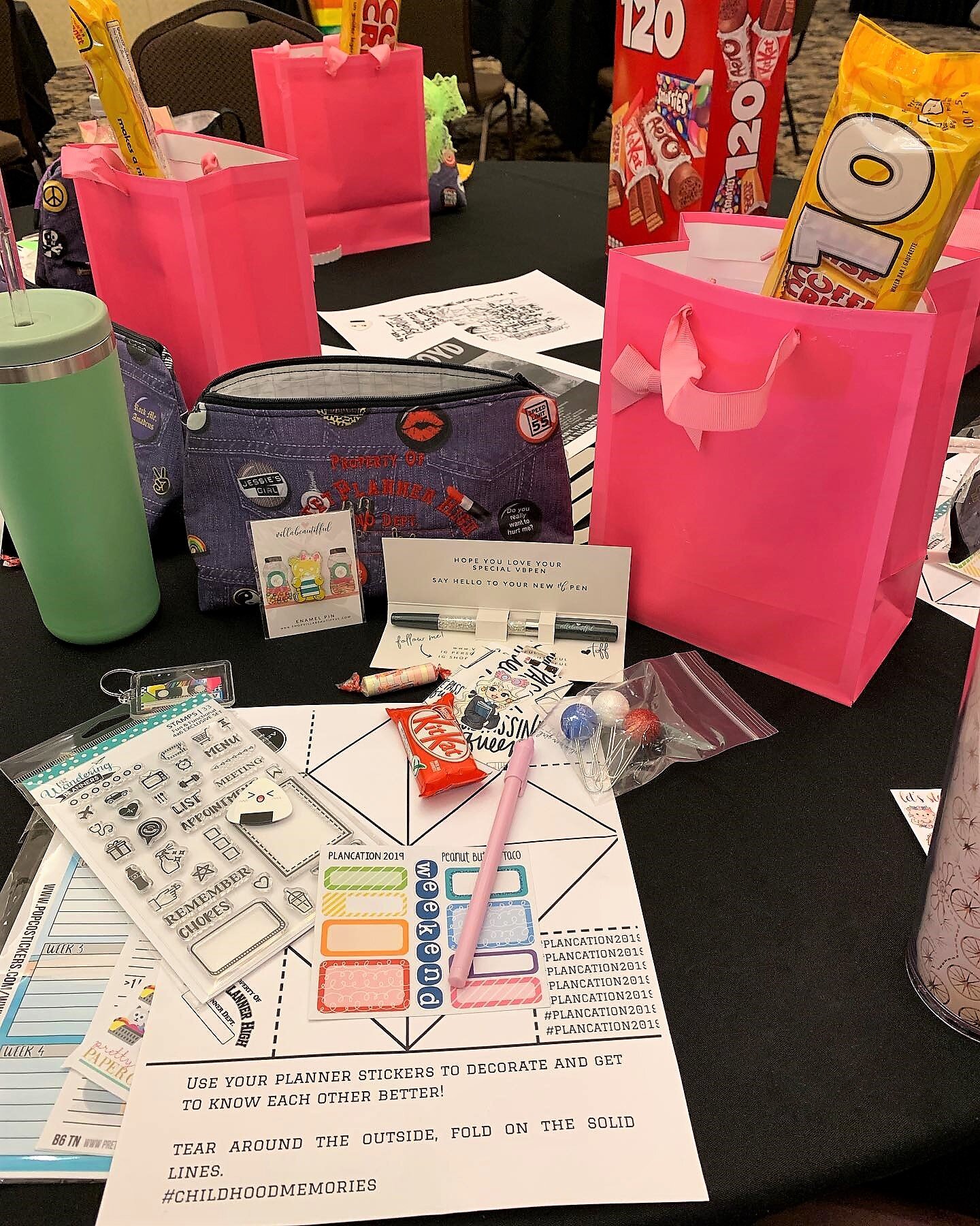 Sweet I Do_Plancation 2019_Doubletree Hilton Phoenix-Gilbert_Gilbert AZ_Placation Table Swag and Table Gifts.jpg