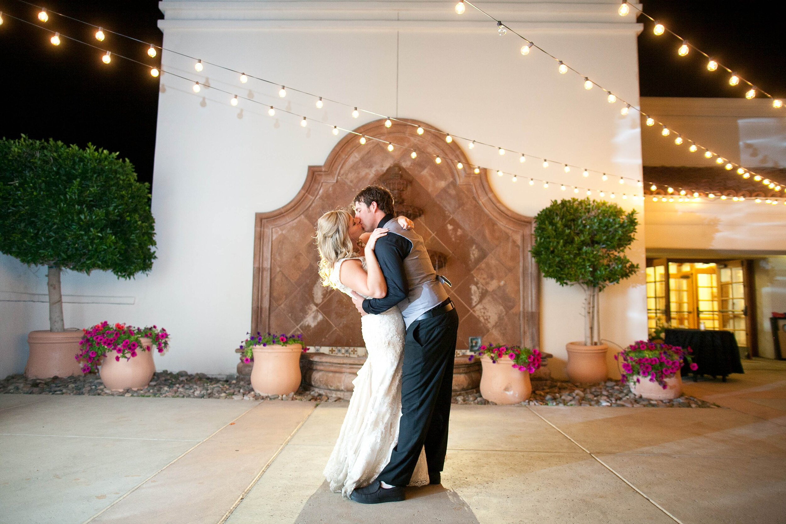 Sweet I Do_Wedding Planner_Arizona Golf Resort_Mesa Arizona_Andrew Jade Photography_Courtyard.jpg