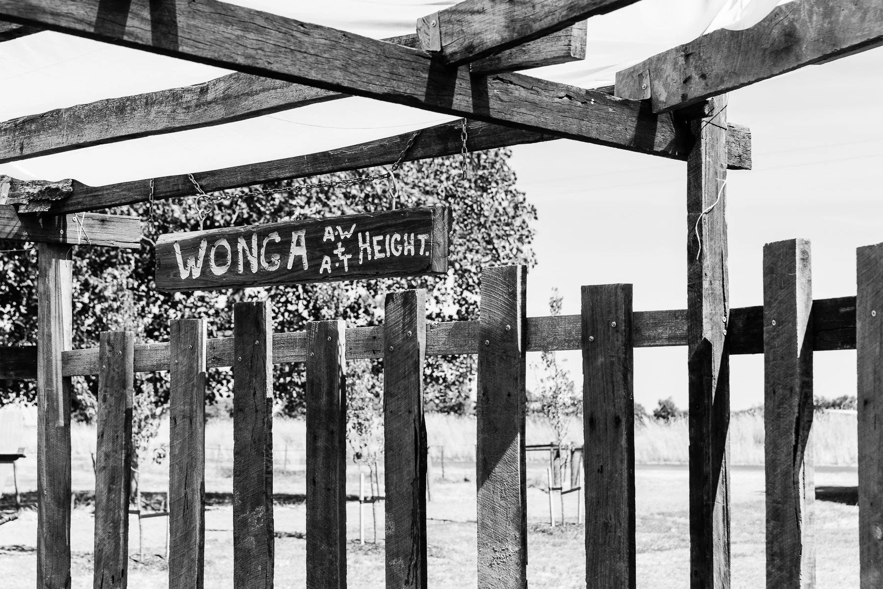 Melissa_and_Kristan_Echuca_Farm_Wedding_New_Years_Eve-28.jpg