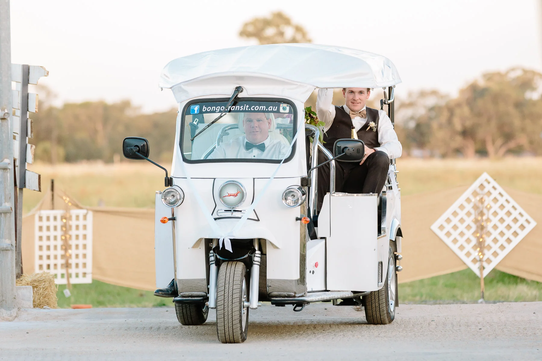 Melissa_and_Kristan_Echuca_Farm_Wedding_New_Years_Eve-110.jpg