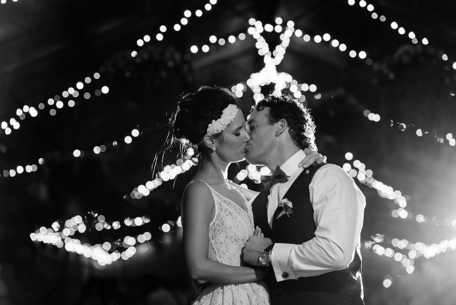 Melissa_and_Kristan_Echuca_Farm_Wedding_New_Years_Eve-123.jpg