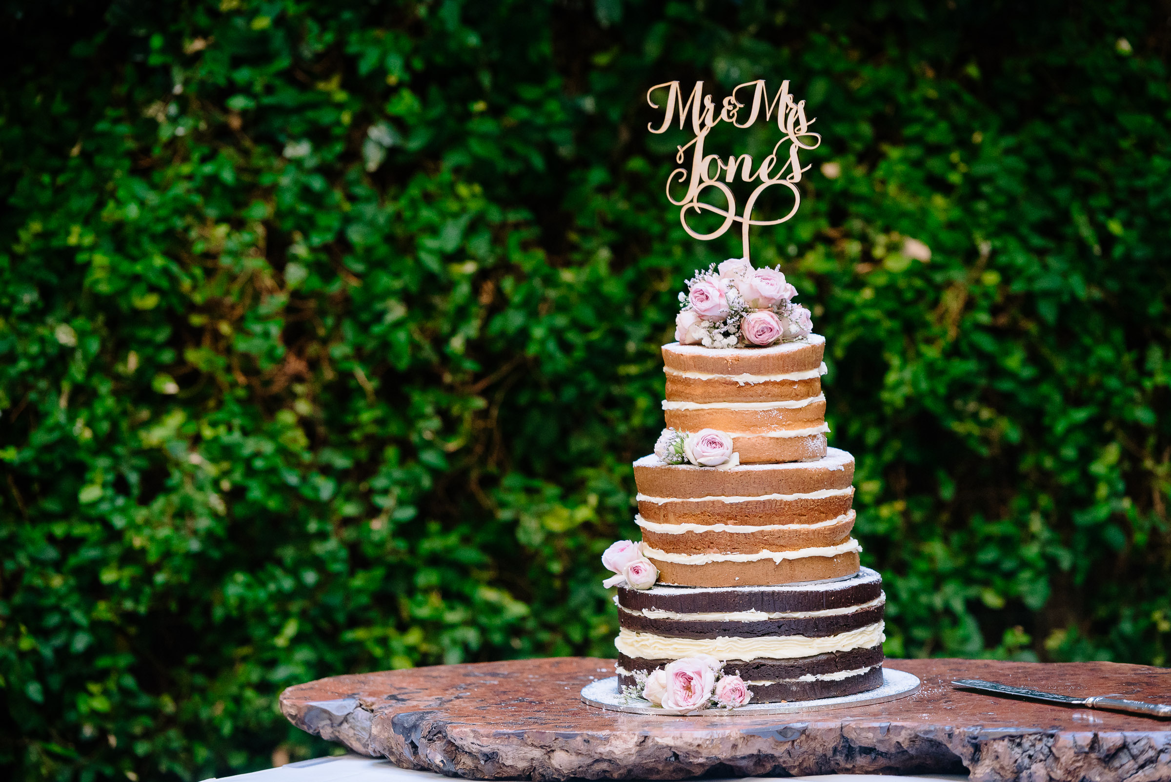 Radcliffes Wedding Photographer Echuca Cake