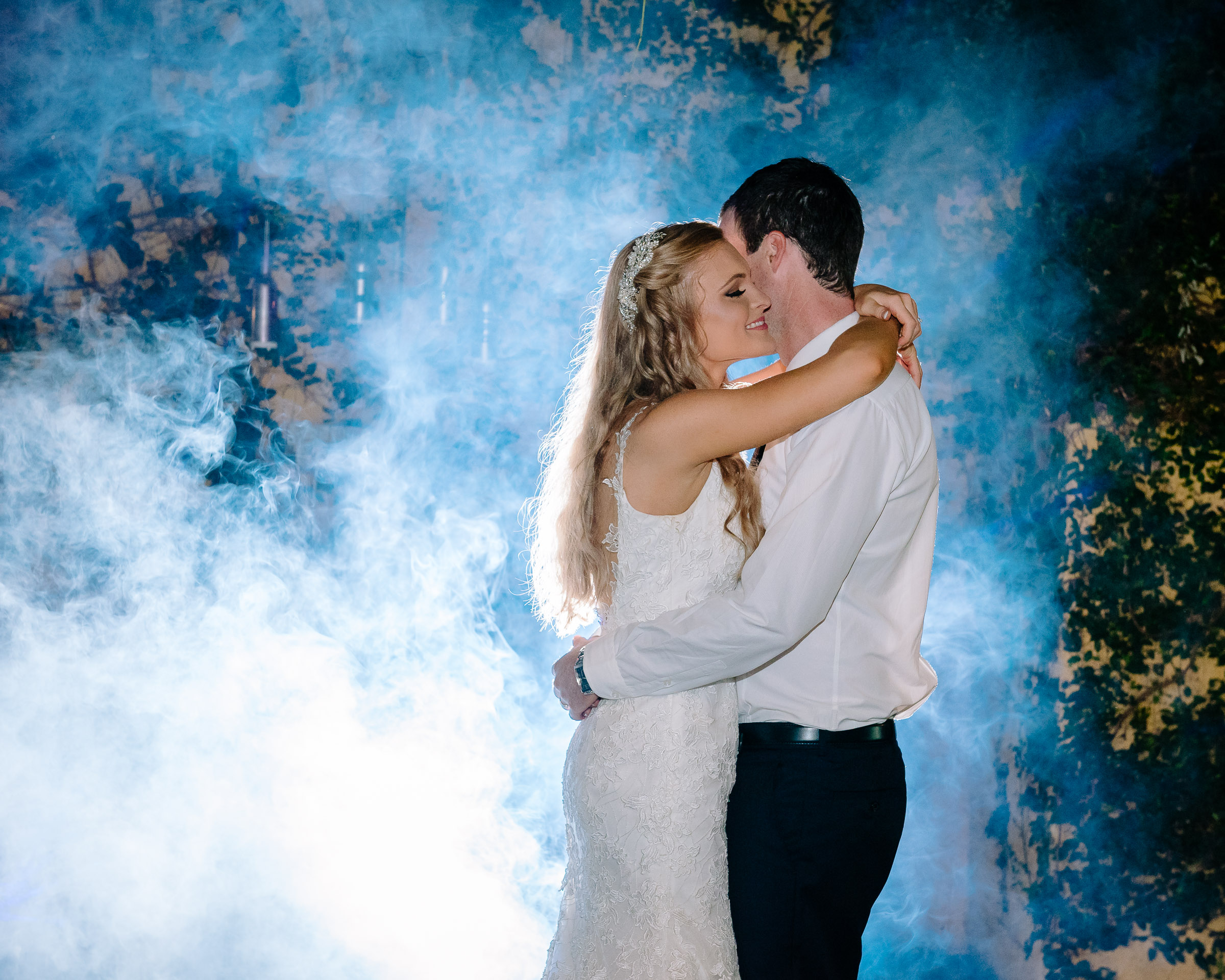 First Dance Radcliffes - Echuca Wedding Photographer