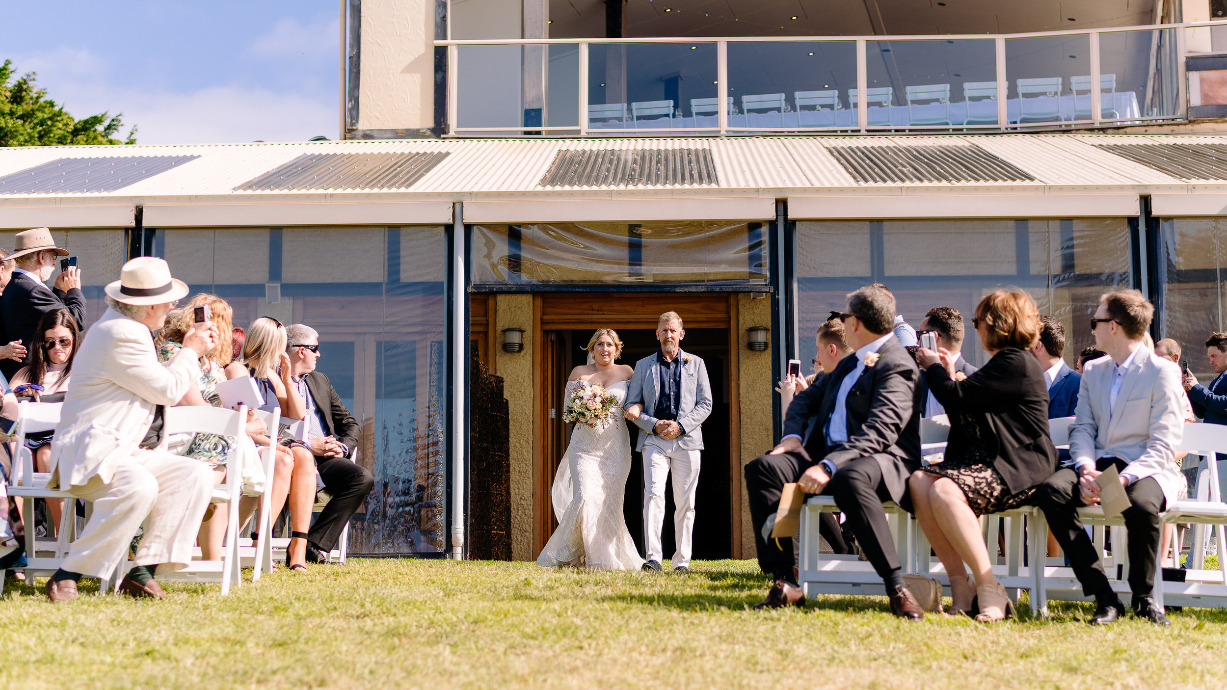 Justin_And_Jim_Photography_Portsea_Pub_Wedding59.JPG