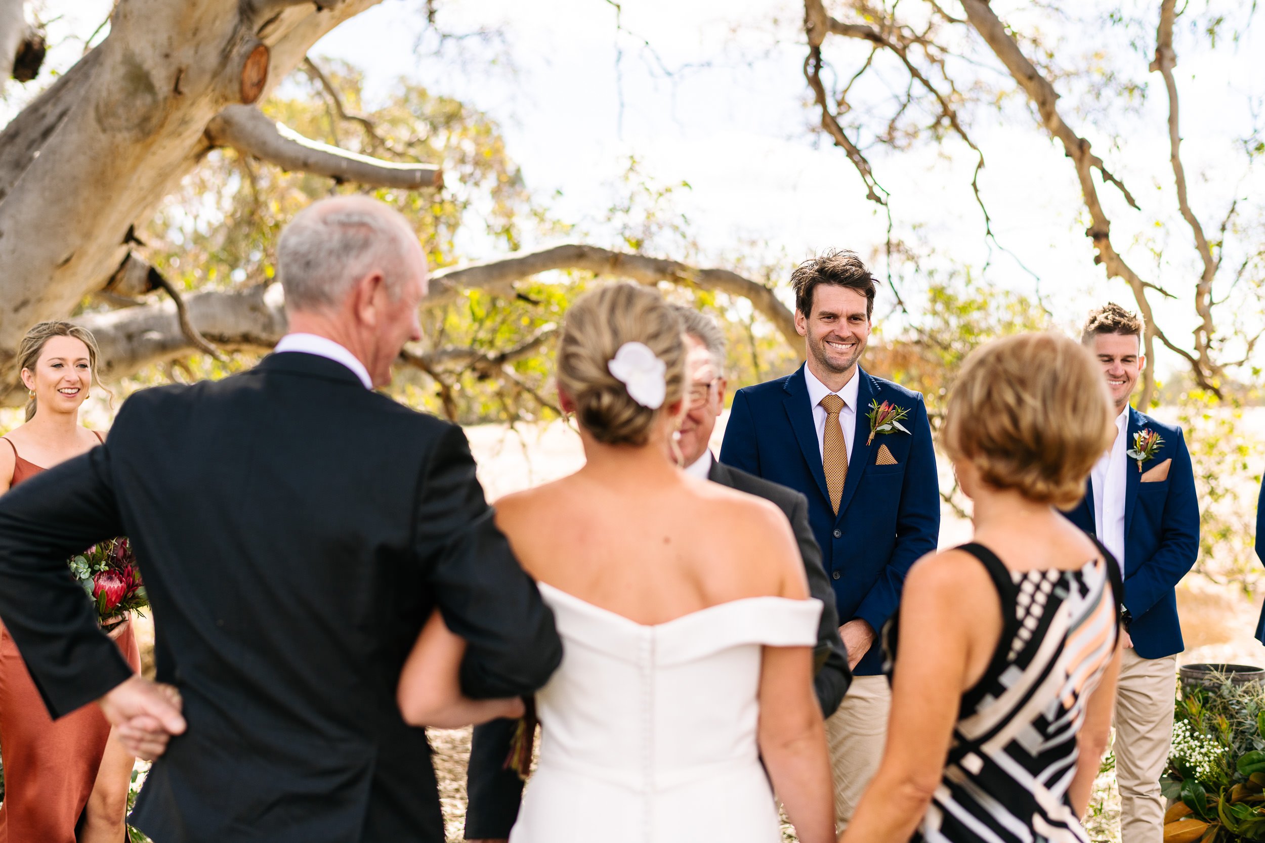 Bendigo_Farm_Wedding_E&J-9.JPG