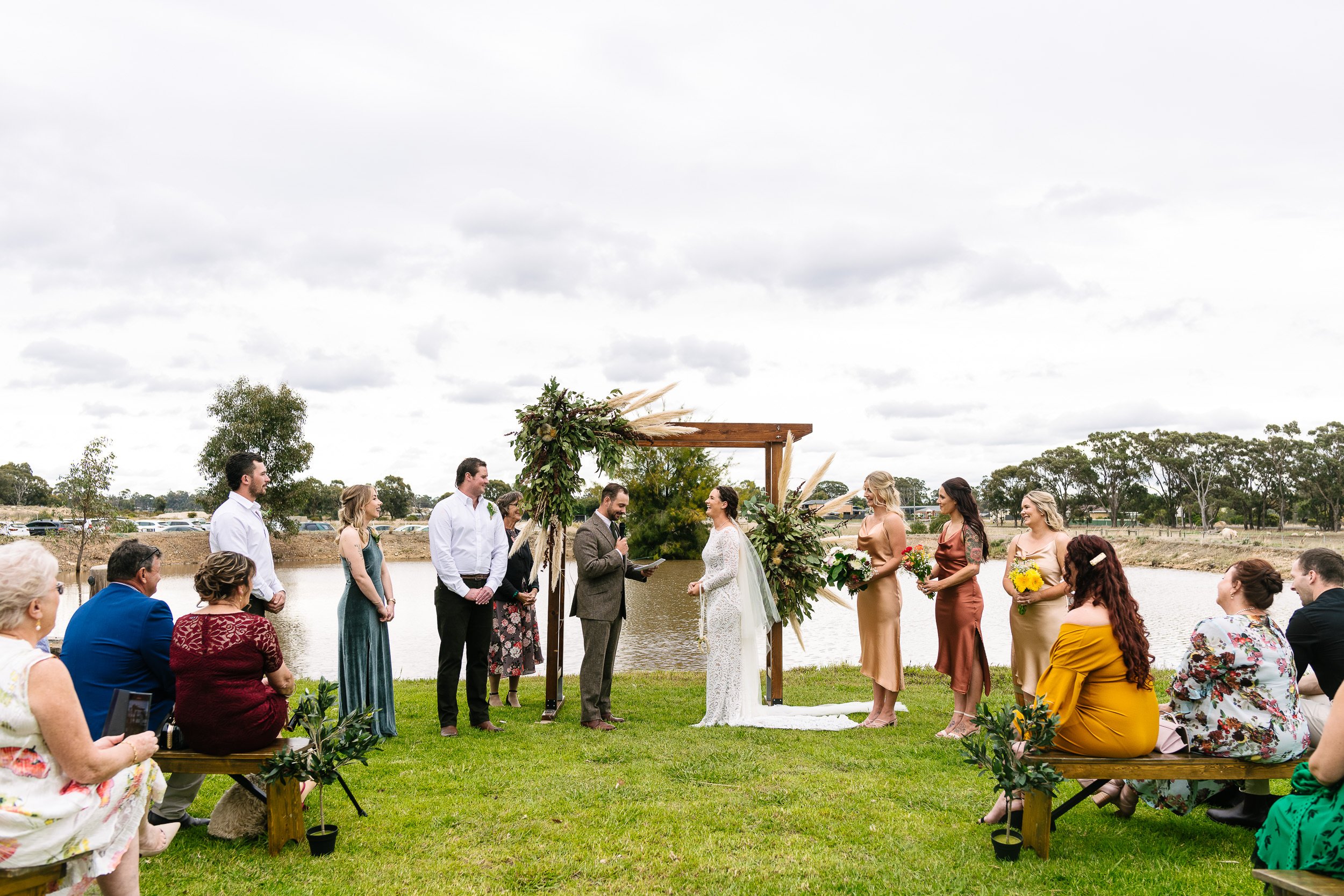 Bendigo_Farm_Wedding_S&W-40.JPG