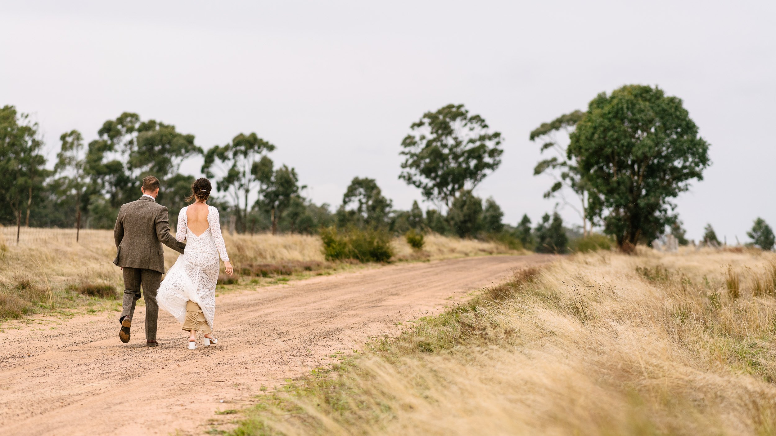 Bendigo_Farm_Wedding_S&W-69.JPG