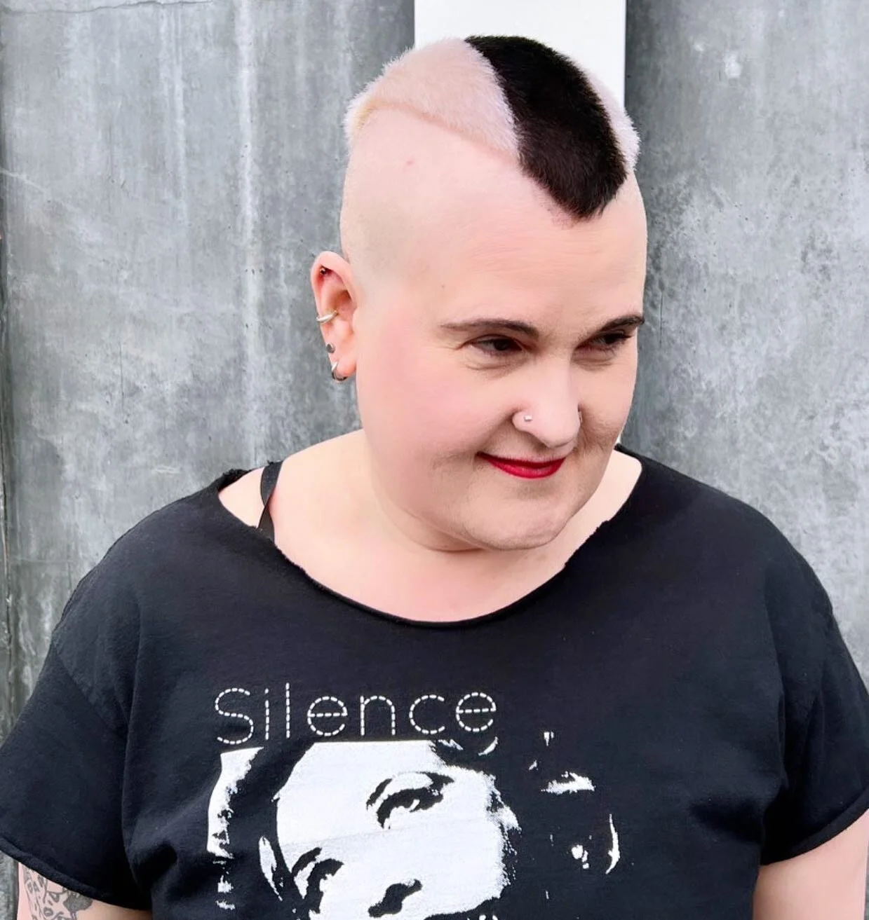 We&rsquo;ve always known that  @chasingamyb was a thoroughly unique creature but this cut &amp; color by @tracyguzikowski puts her at adorable alien status!!! When the perfect stylist meets a willing free spirit, magic occurs. You can find Tracy @vai