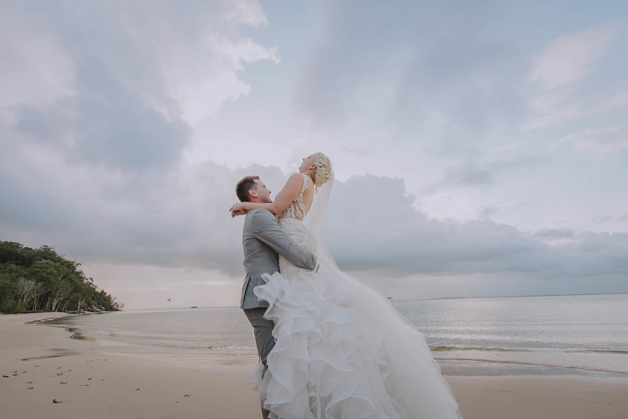 Top Noosa Heads Destination Wedding Photographers - Best Sunshine Coast, Queensland, Australian Blog