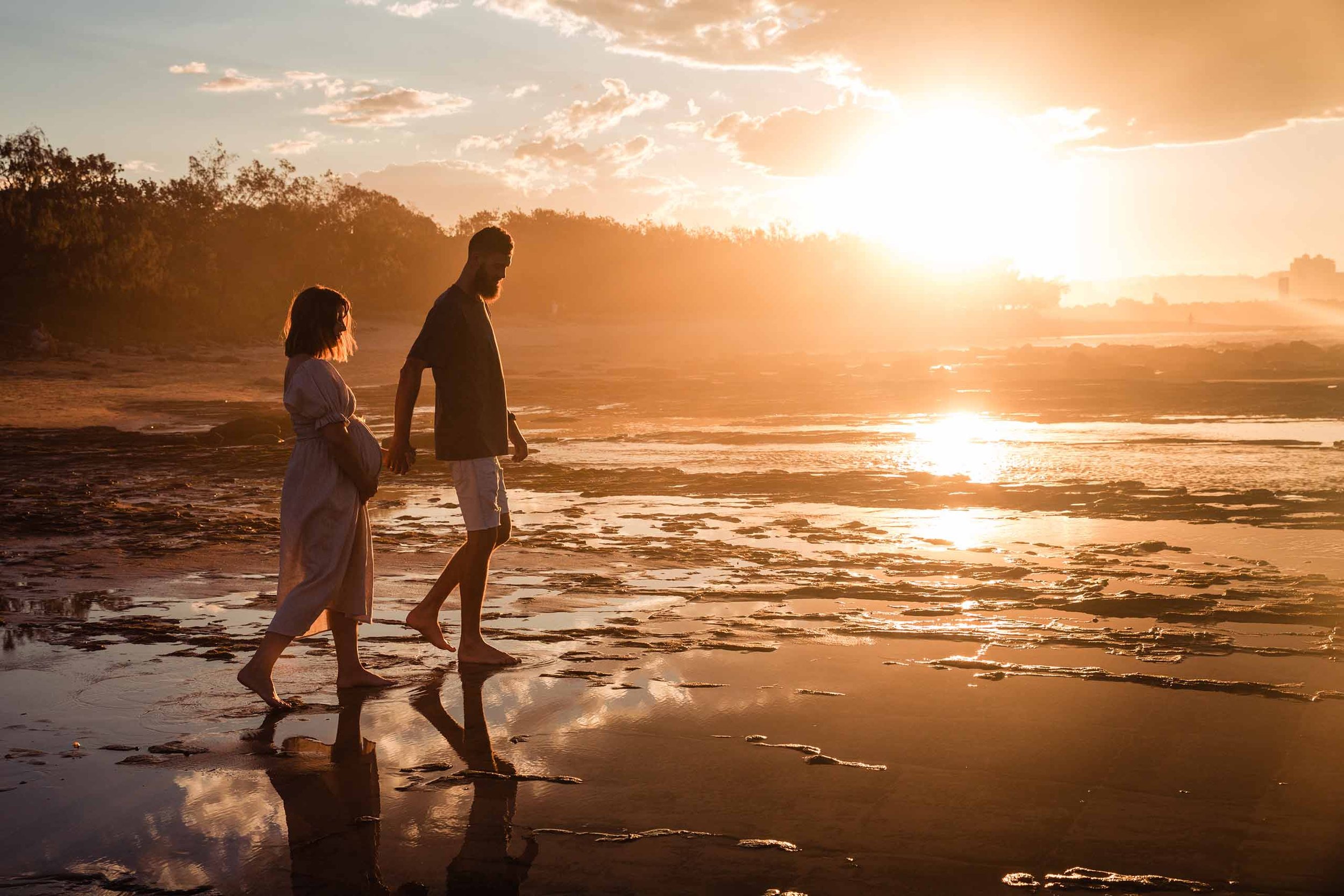 Best Mooloolaba Beach Sunset Family and Wedding Photographers - Sunshine Coast, Queensland, Australia Destination Pregnancyy Photos