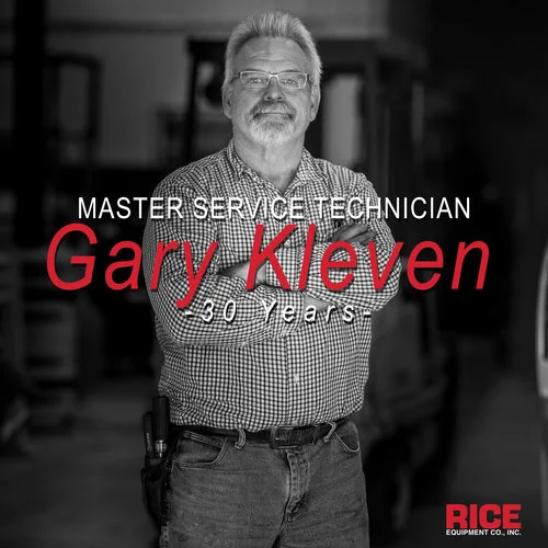 Master+Service+Technician+Training+Loading+Dock+Equipment+and+Doors+Repair+Installation+near+St+Louis+MO+Rice+Equipment.jpg