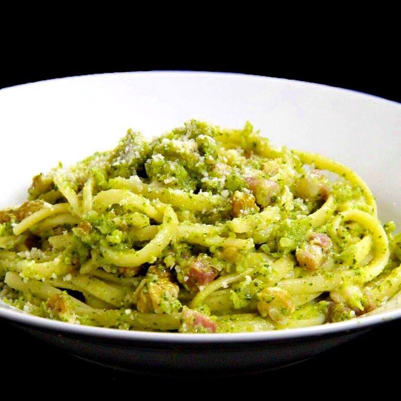 Broccoli, Nuts & Pancetta Linguine