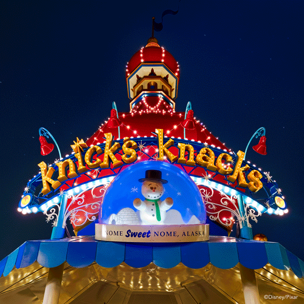 0618_DCA_KnickKnacksCinemagraph_DSCF3377MH_V2.gif