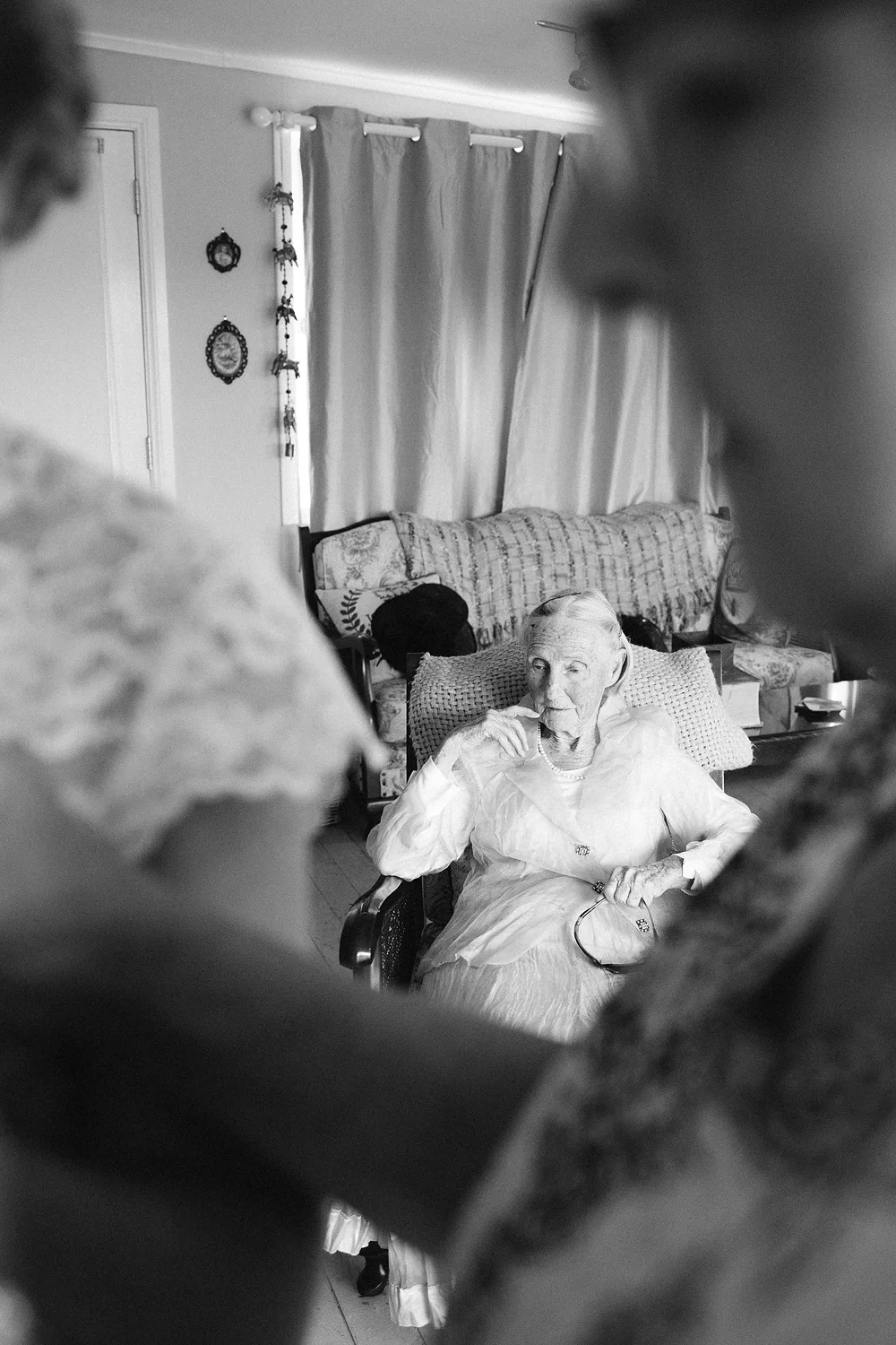 Documentary wedding photography getting ready photos.jpg