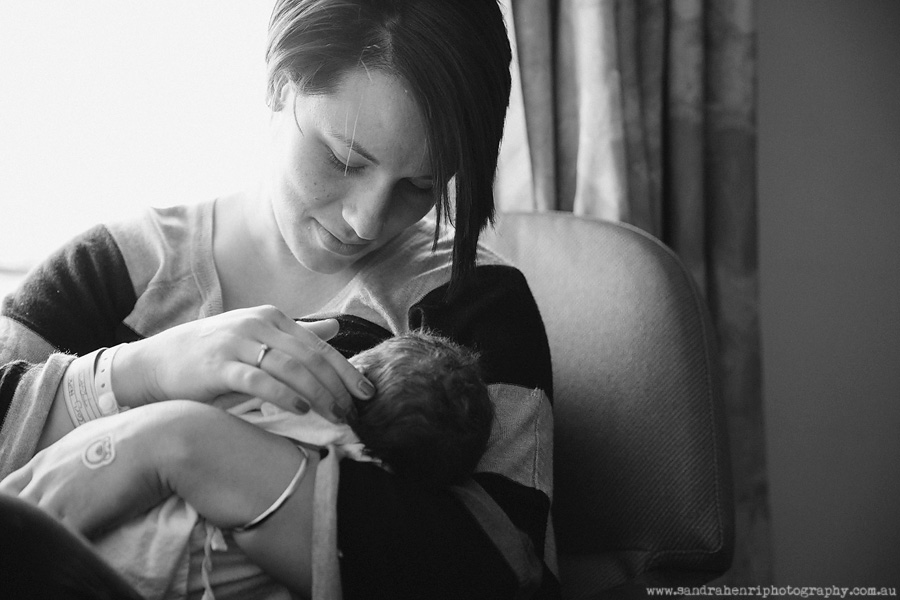 In-hospital-newborn-photos-40.jpg