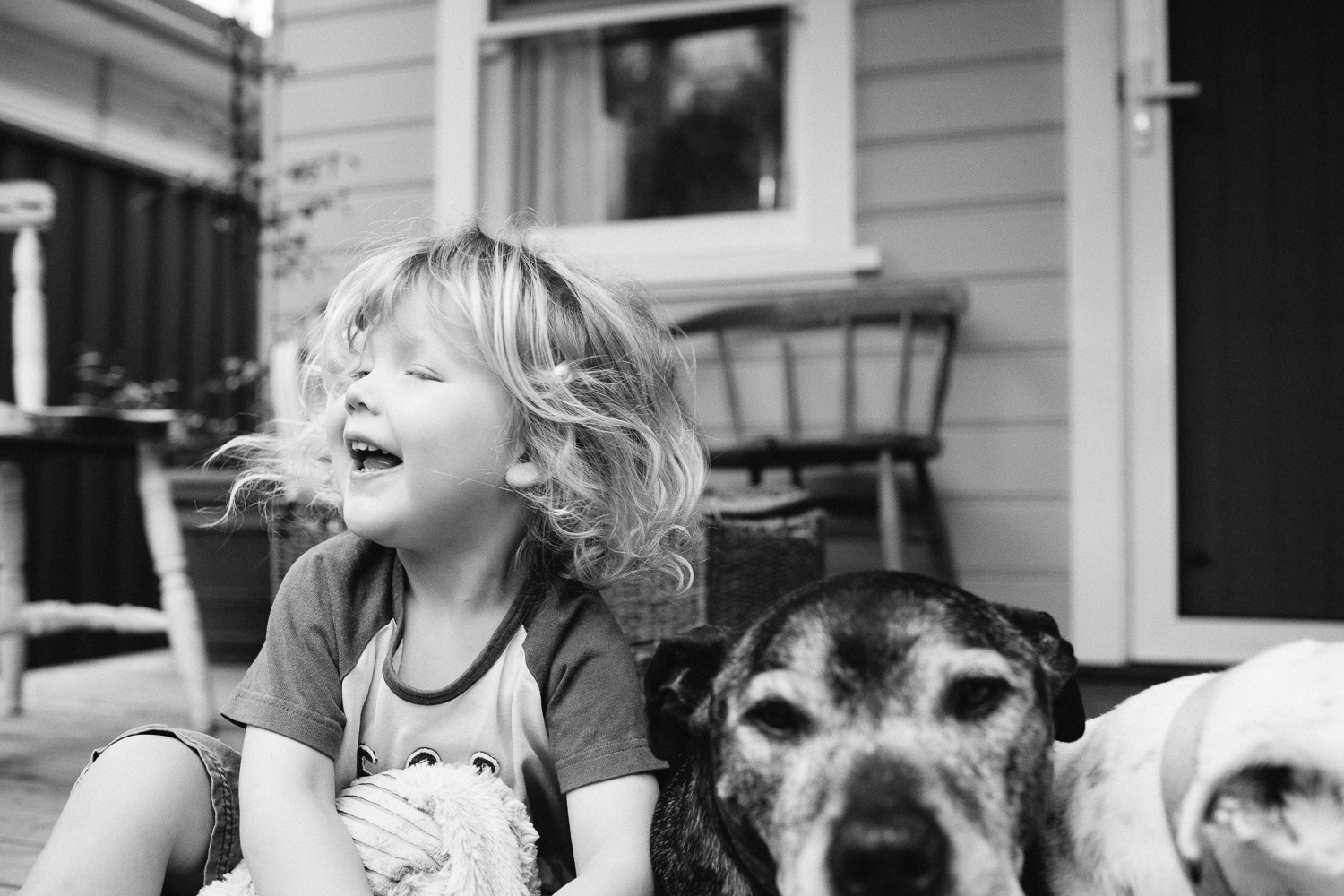 Candid family photographer Central Coast-8.jpg