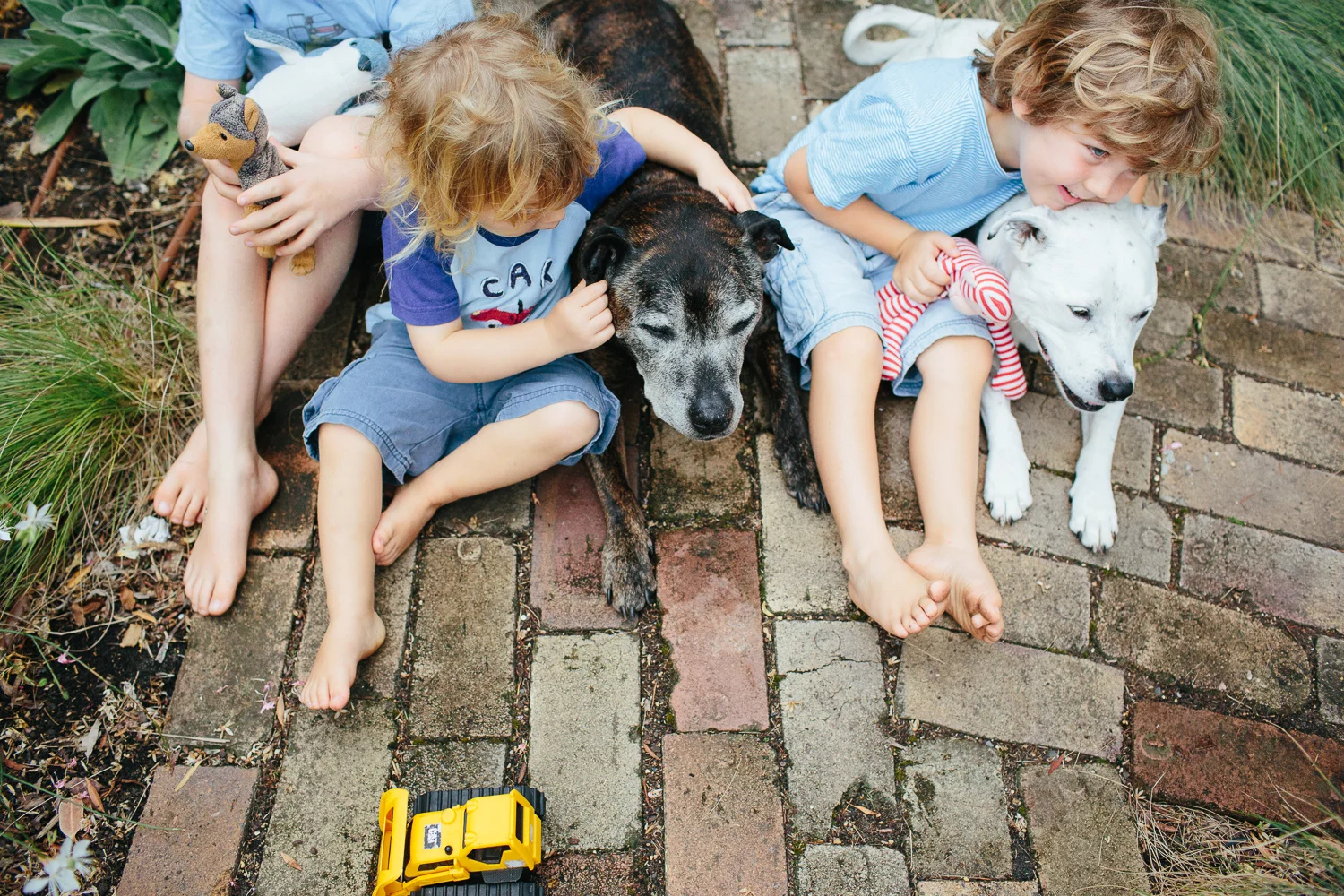 Candid family photographer Central Coast-15.jpg