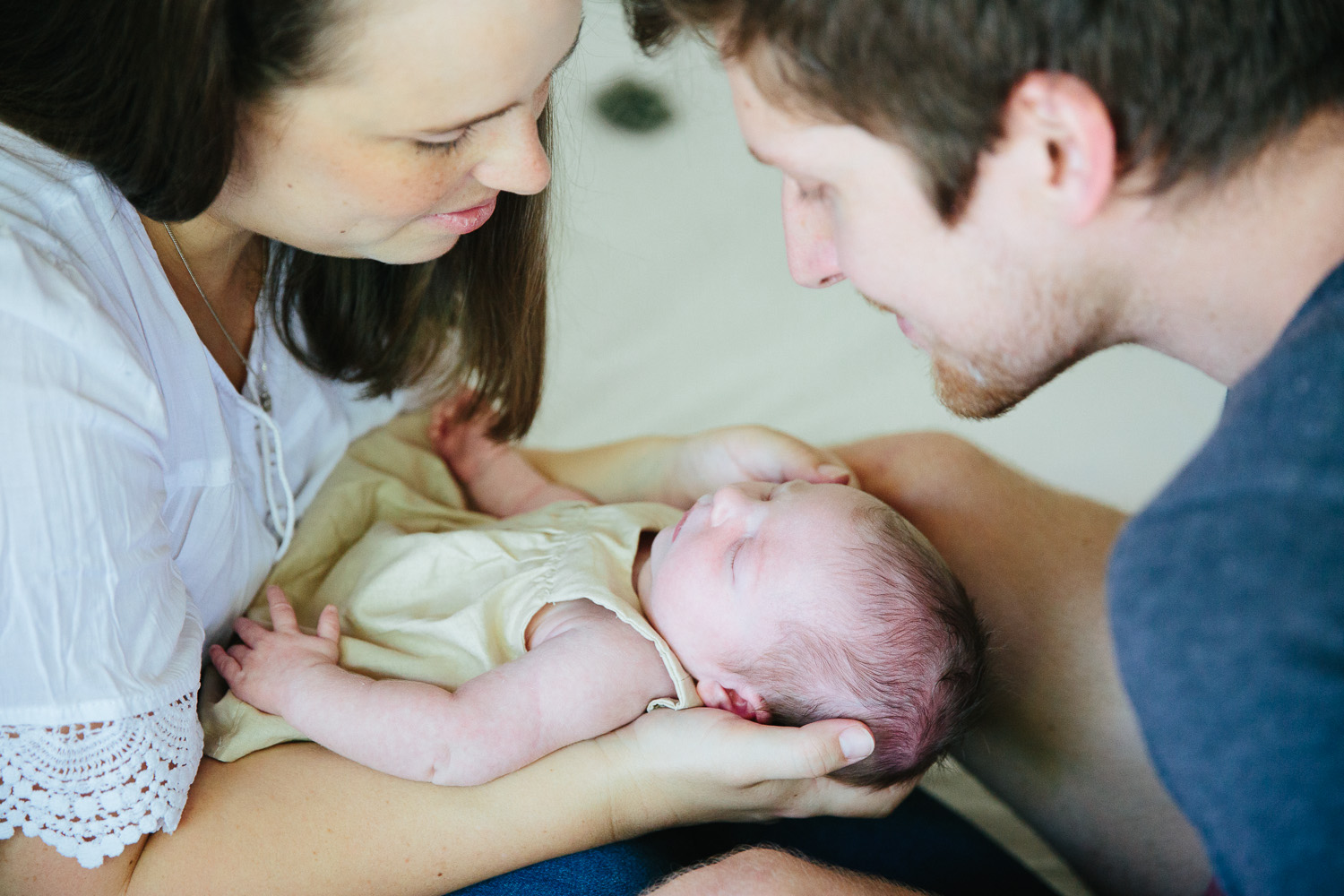 Documentary lifestyle newborn photographer-31.jpg