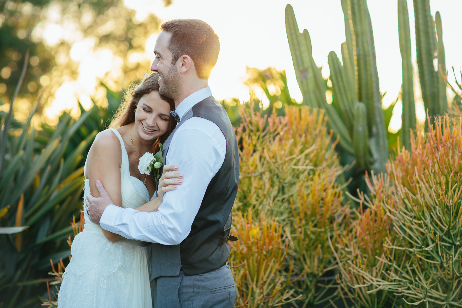 Relaxed Mt Penang gardens wedding documentary photographer-72.jpg