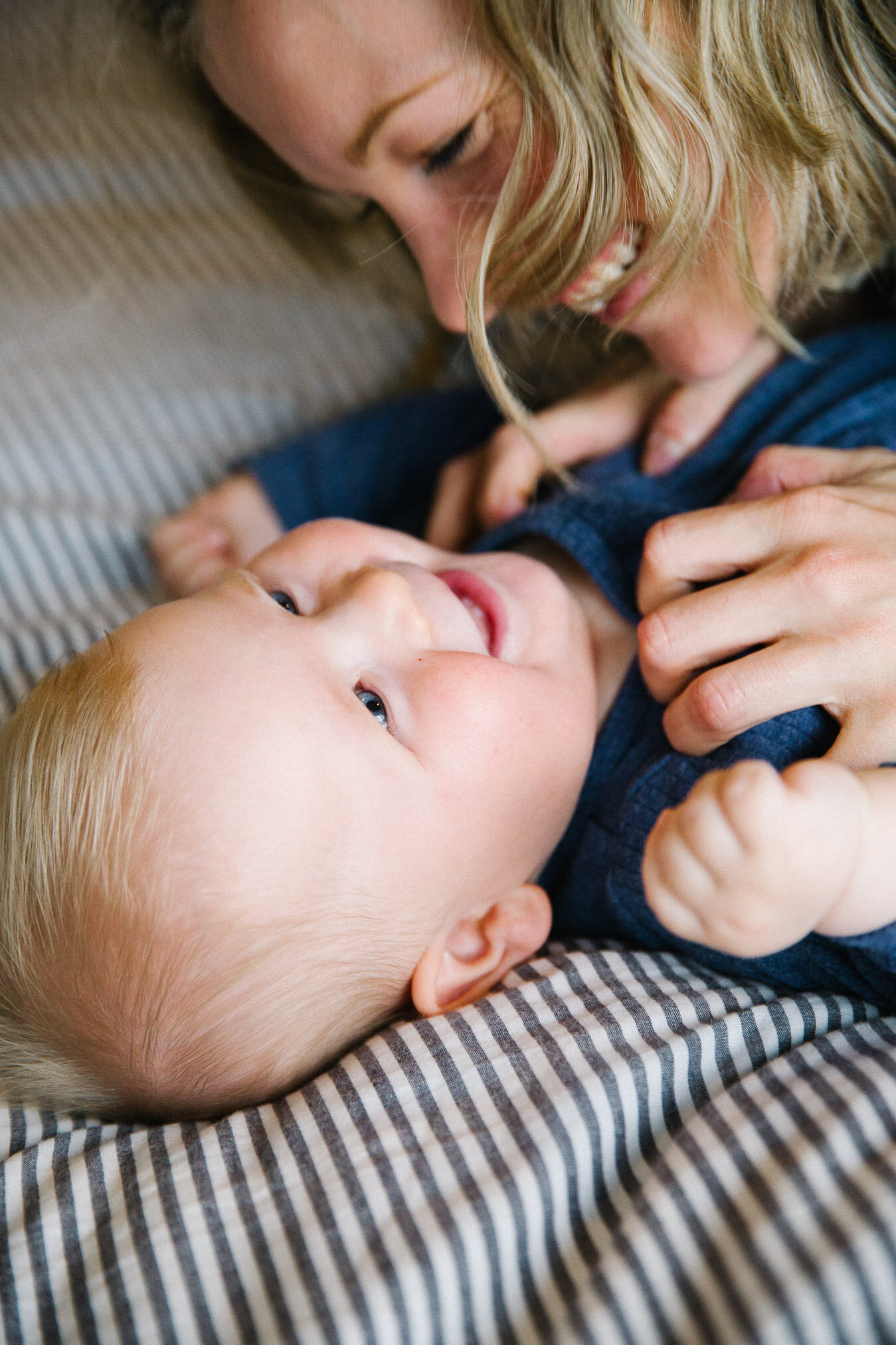 Candid relaxed family photos at home. Central Coast. Sandra Henri Photography.-11.jpg