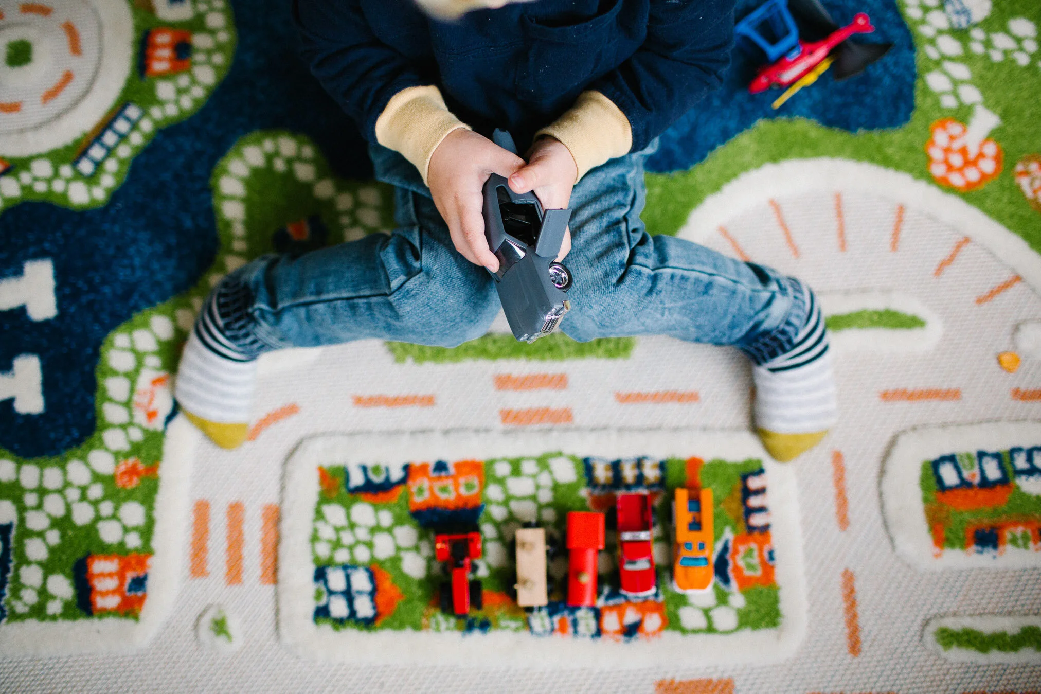 Candid relaxed family photos at home. Central Coast. Sandra Henri Photography.-2.jpg