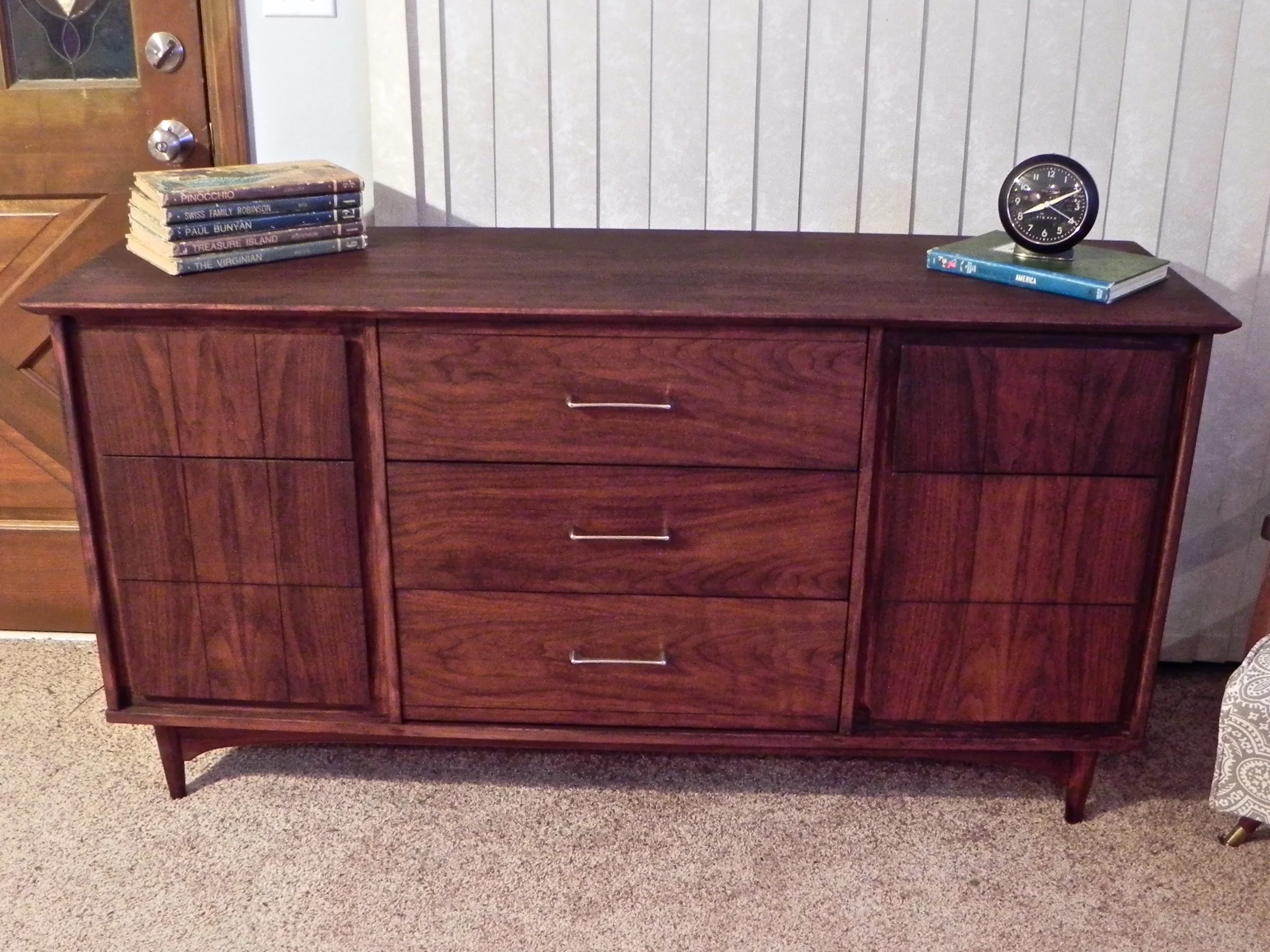 Midcentury side table 2.jpg