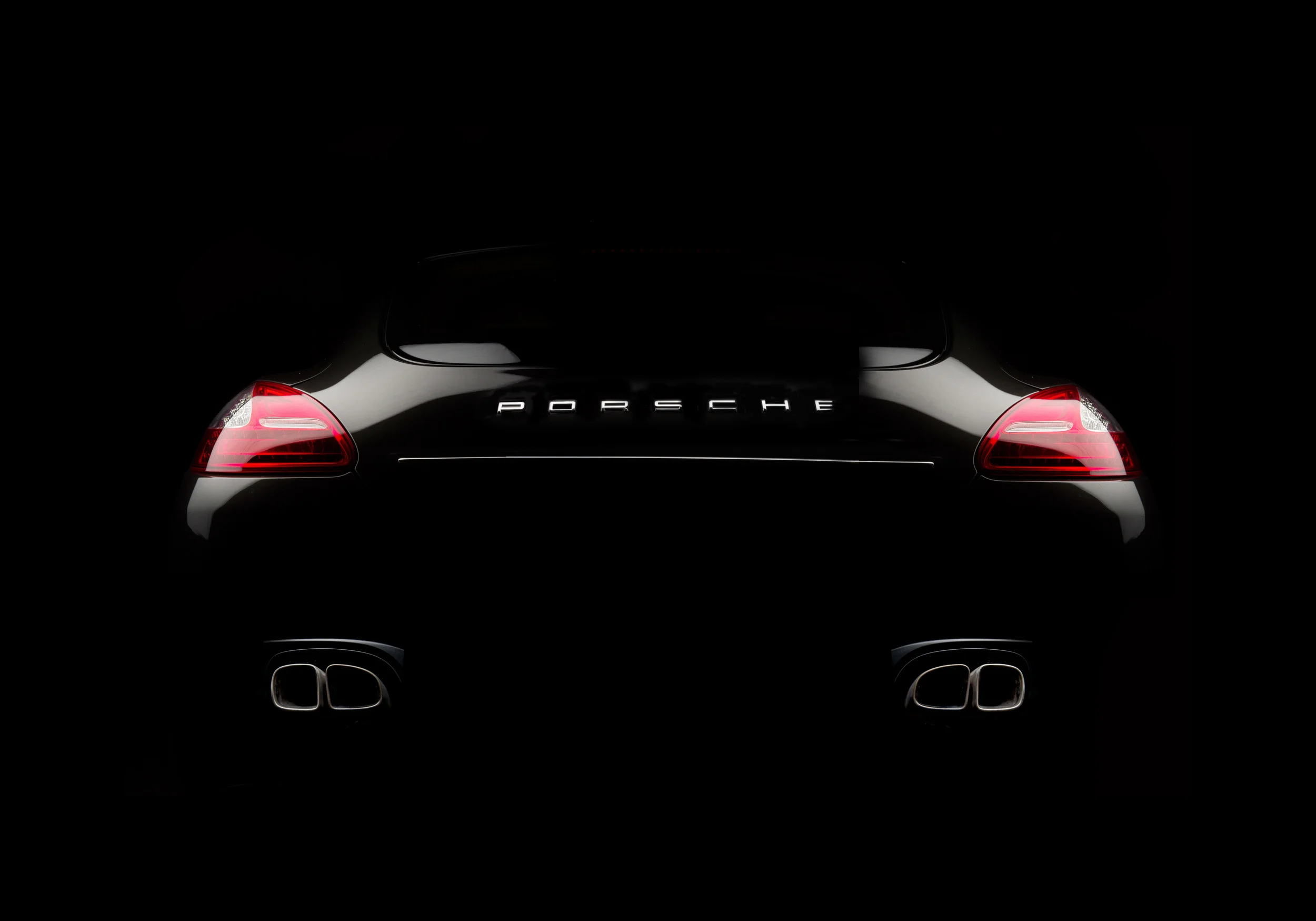 Porsche rear hi-res  1a.jpg