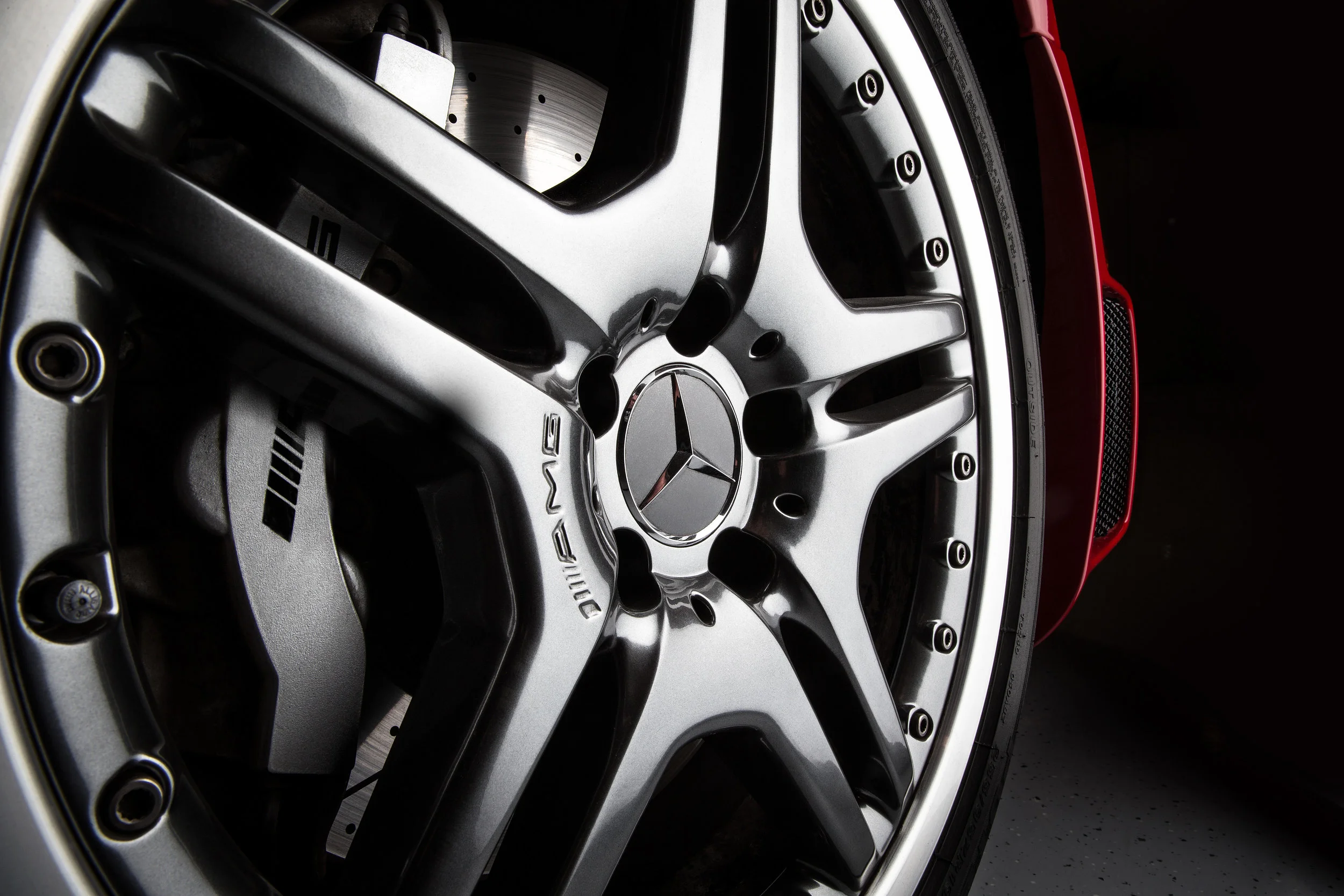 Mercedes AMG Wheel Up Close.jpg