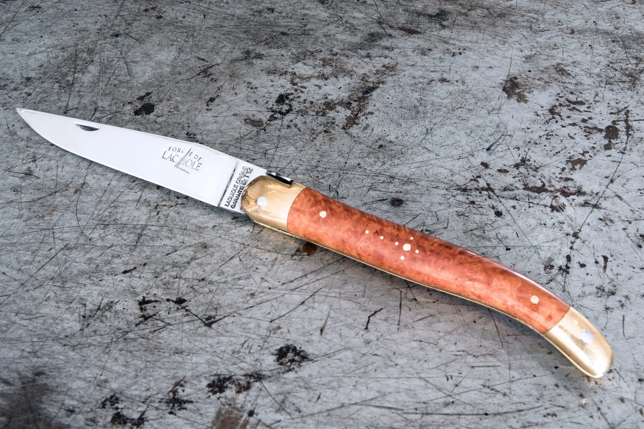brownknife.jpg