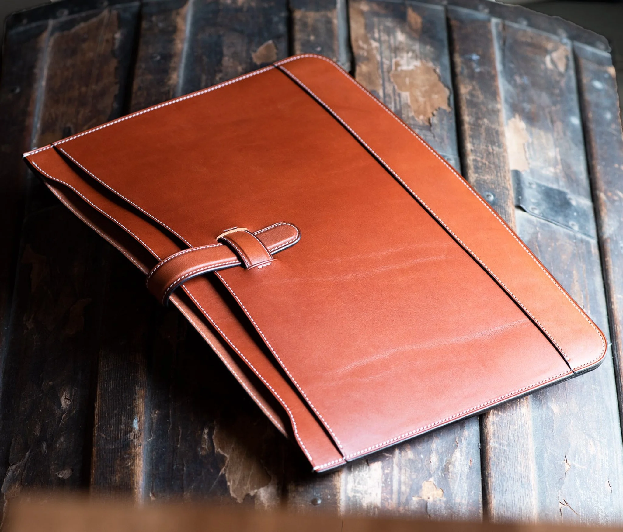 chestnut_loop_folio_2.jpg